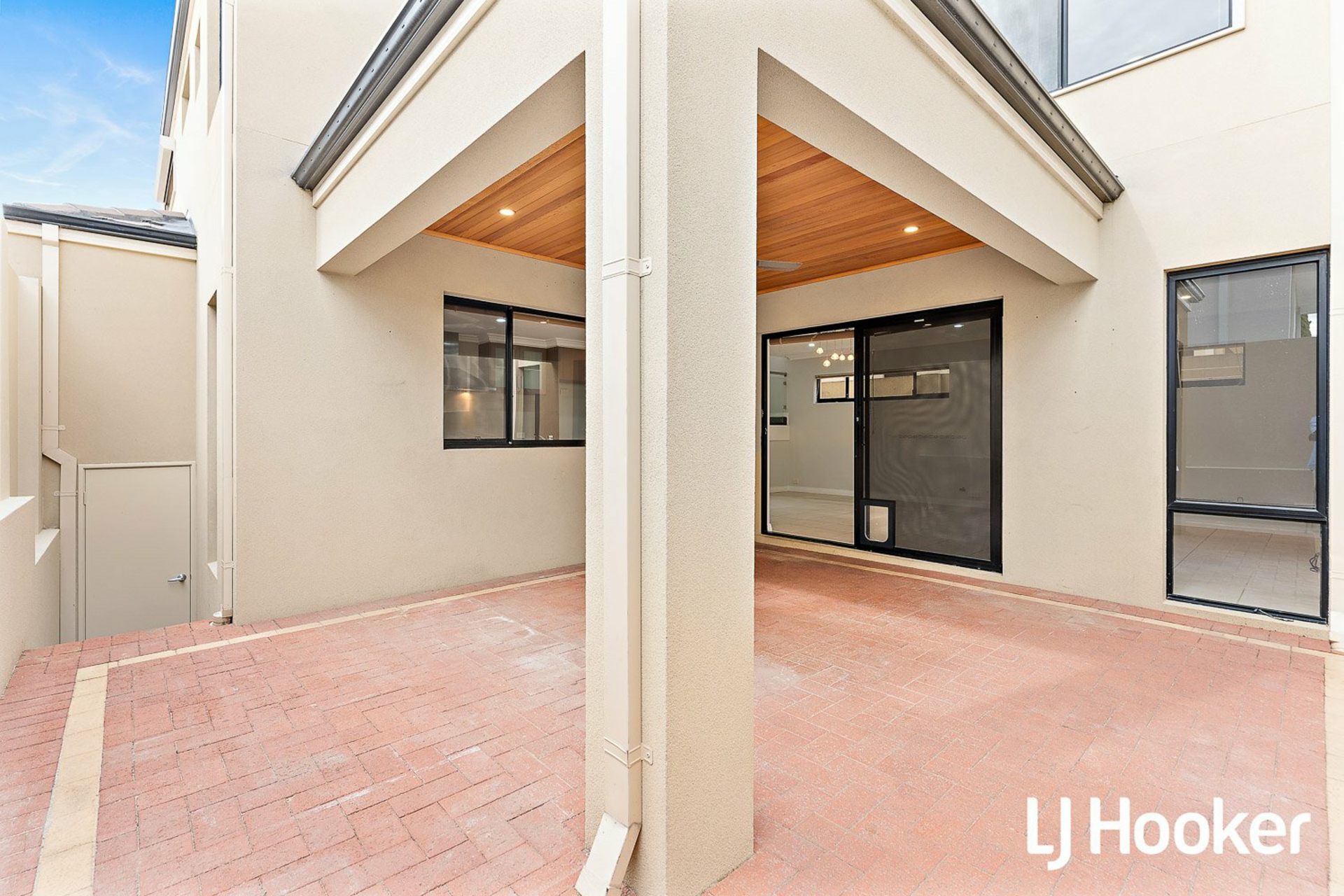 263 Holbeck Street, DOUBLEVIEW