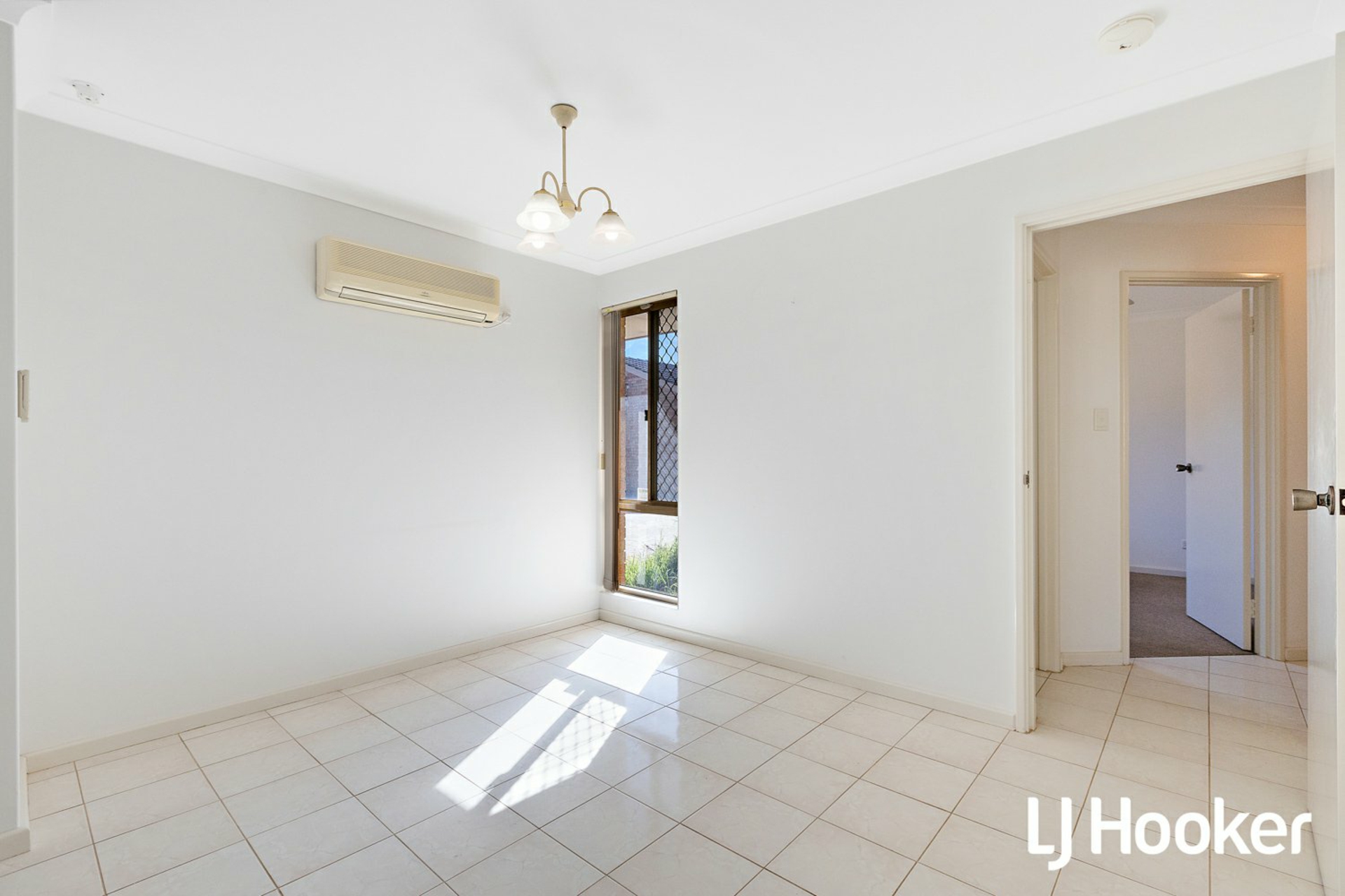8 298 Albert Street, BALCATTA