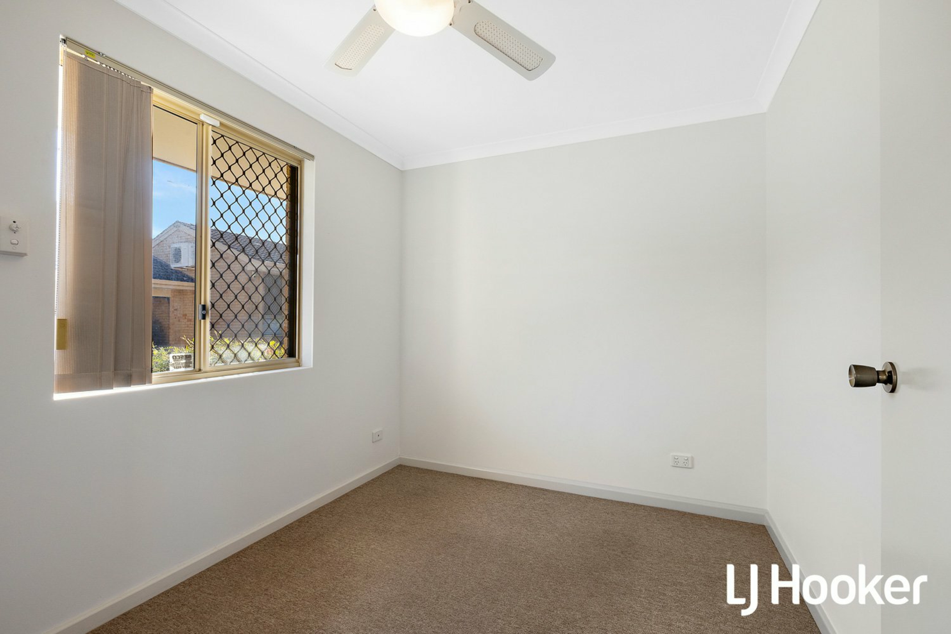 8 298 Albert Street, BALCATTA