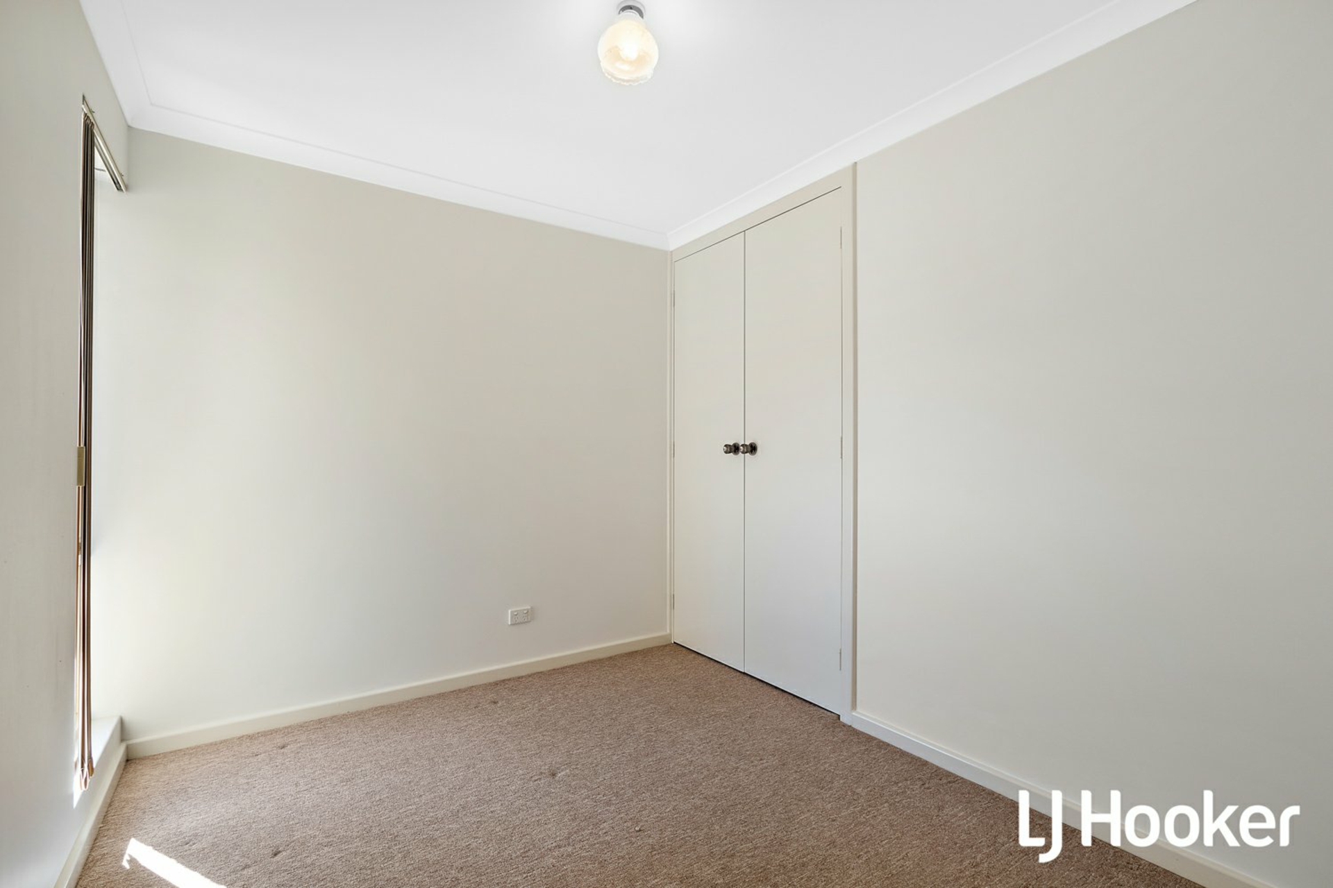 8 298 Albert Street, BALCATTA