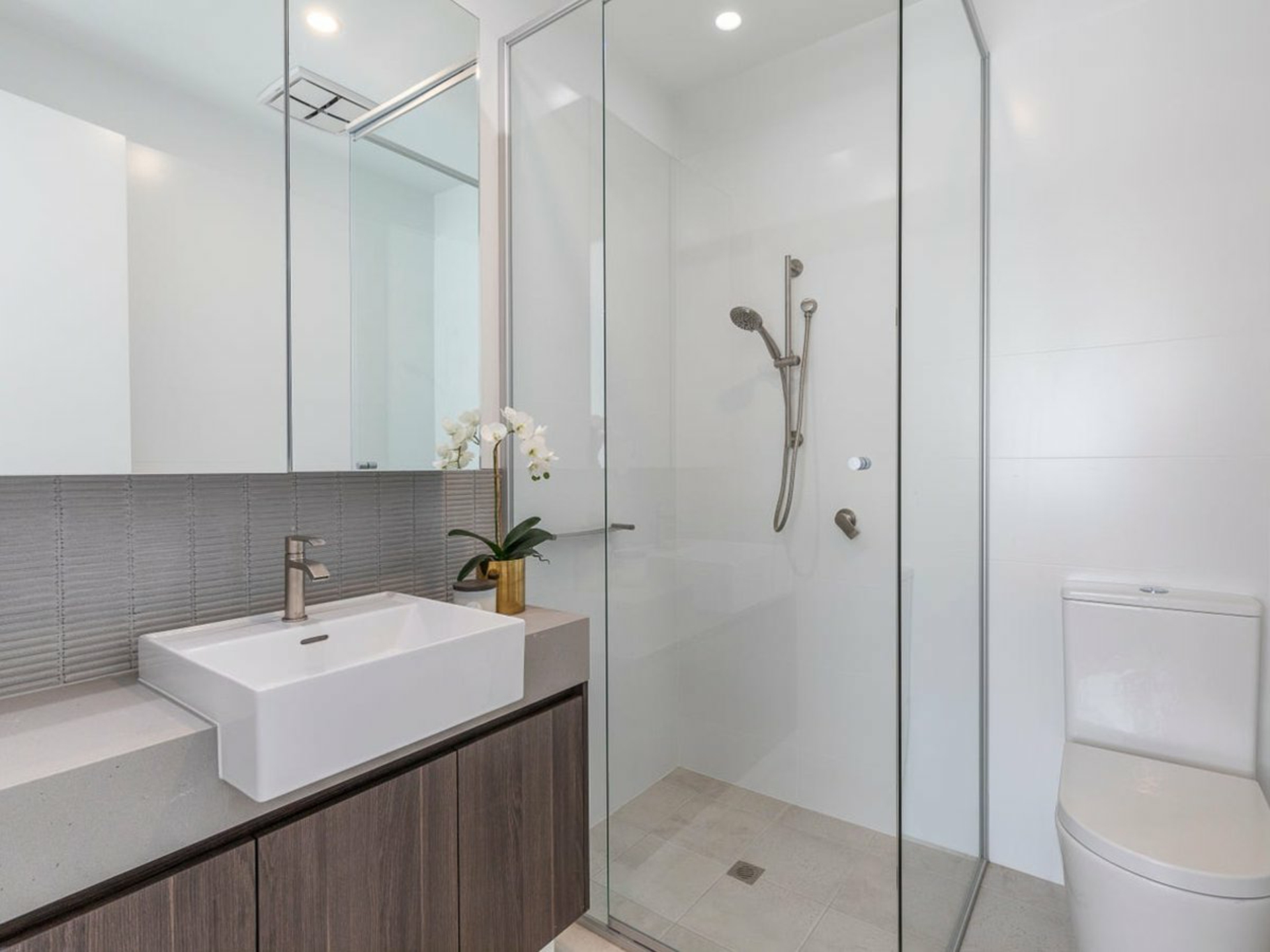 1D Austen Lane, LEEDERVILLE