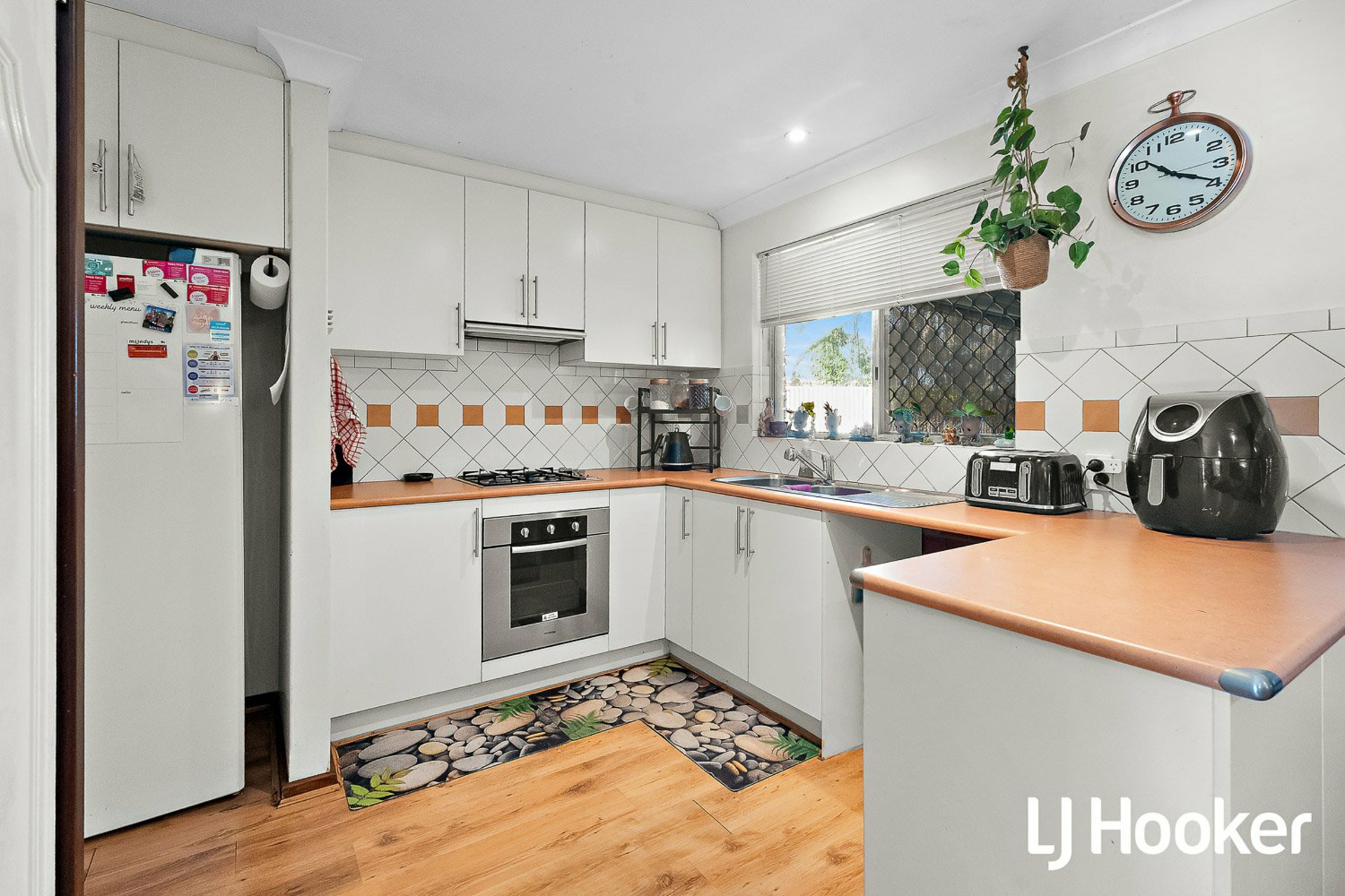 41b Lewis Road — photo 10 of 30