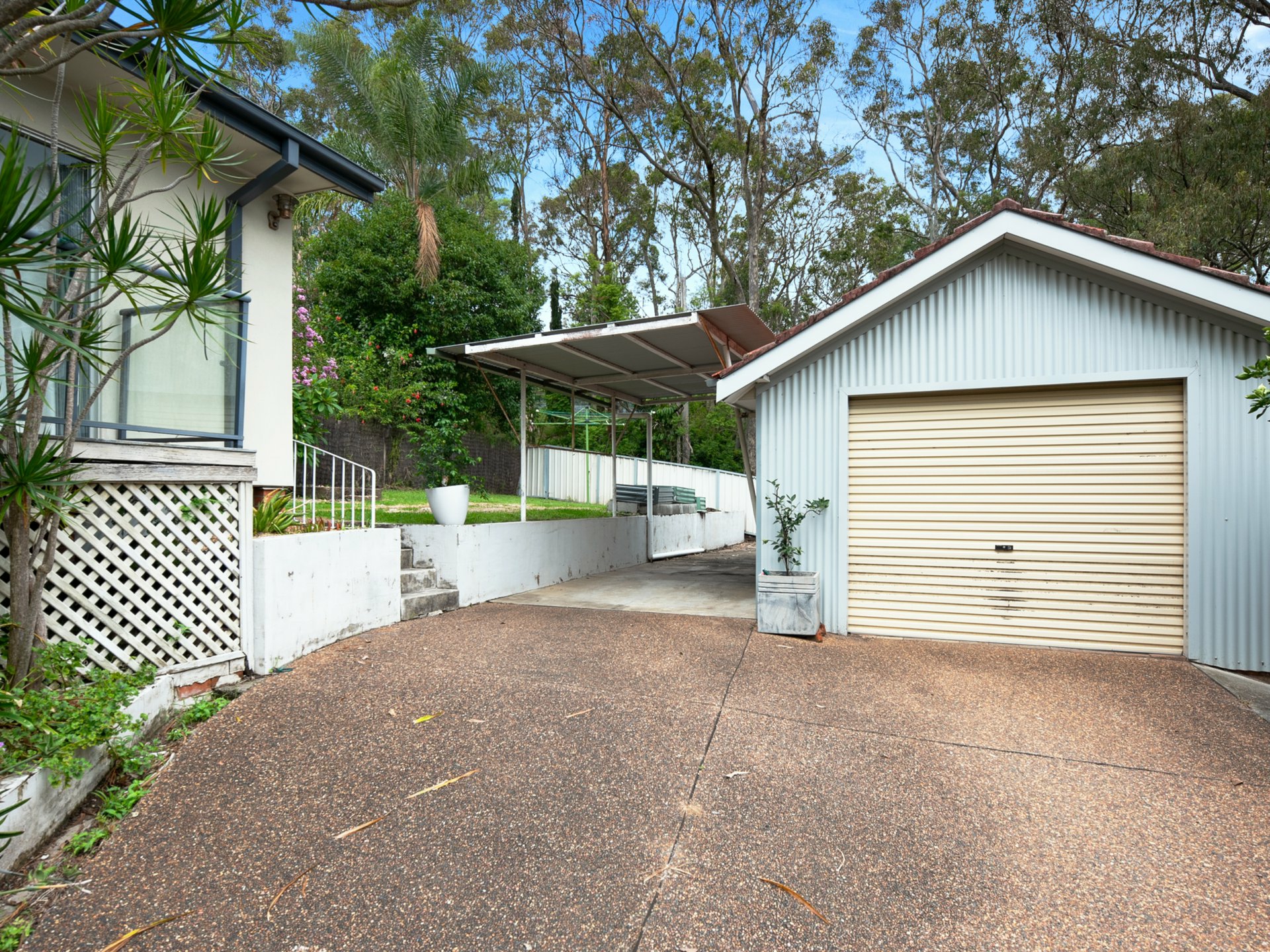 9 Harkins Street, ELEEBANA