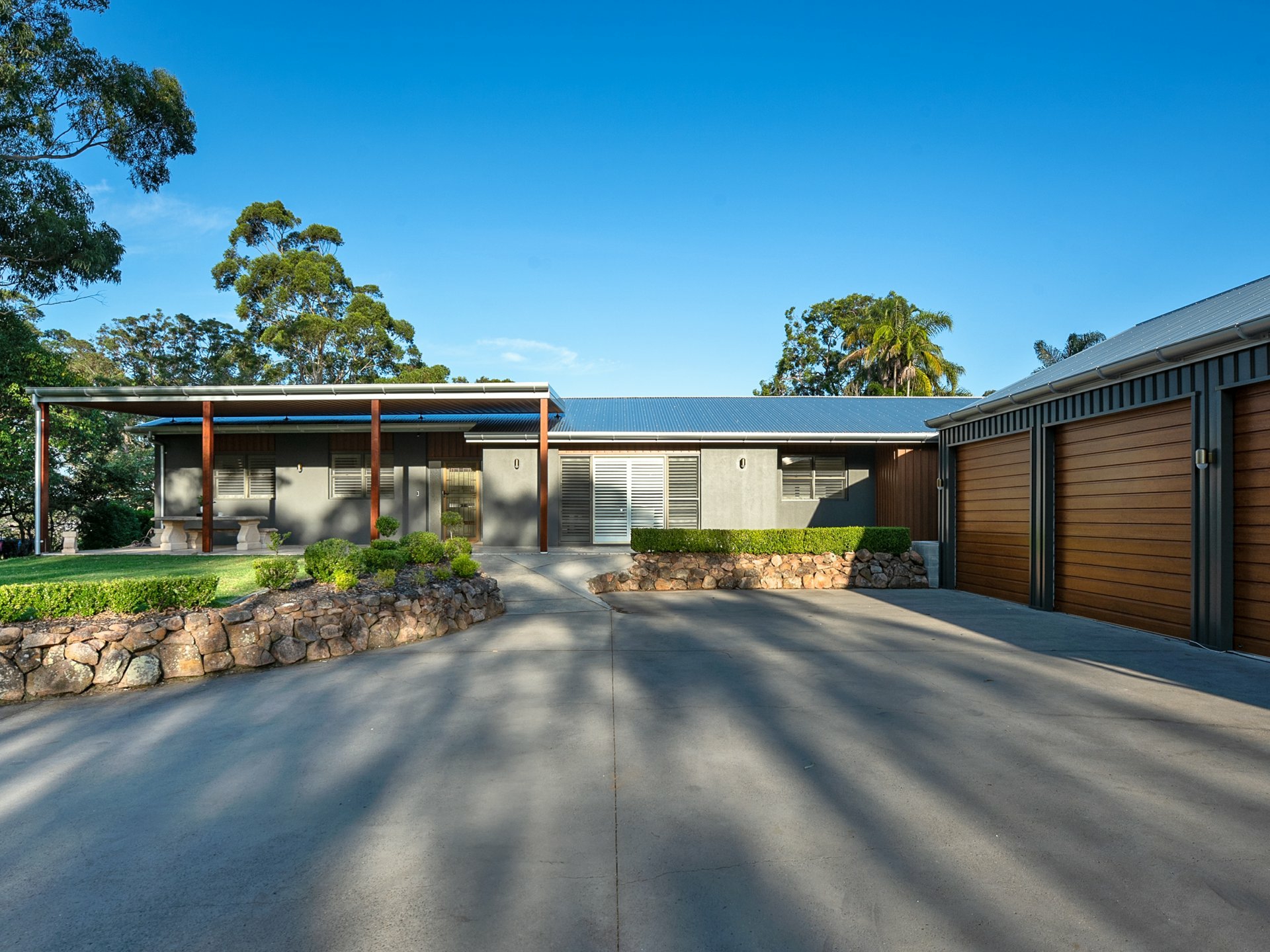 27 Blaxland Road, MACQUARIE HILLS