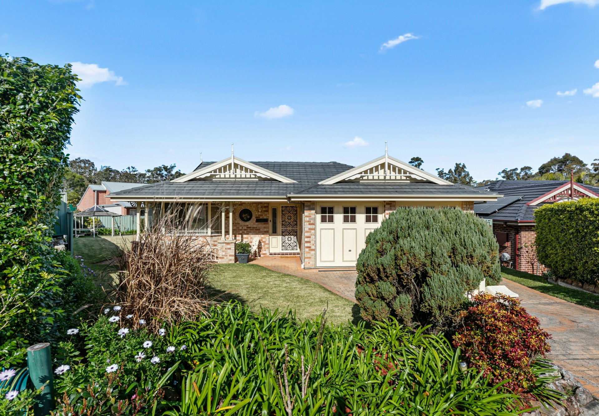 6 Toohey Cove, ELEEBANA