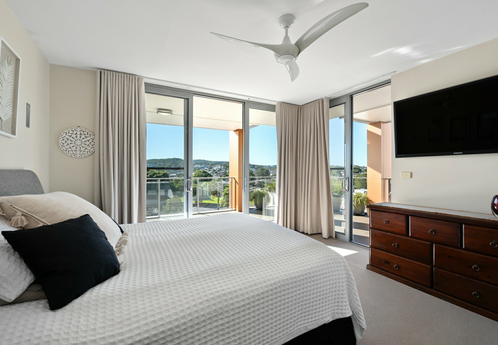 Apartment 505/5 Sharp Street, BELMONT