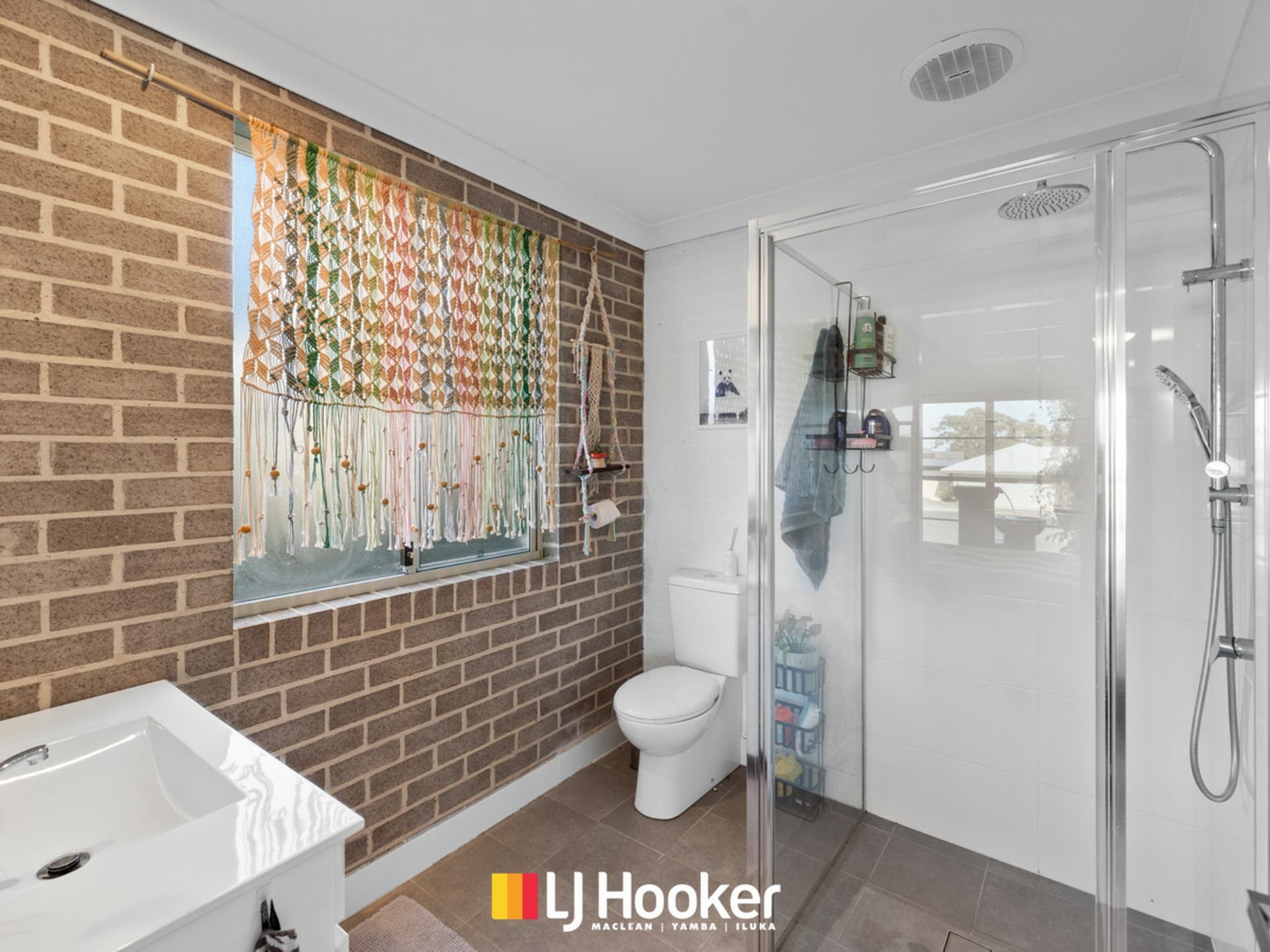 6 Myra Place, MACLEAN