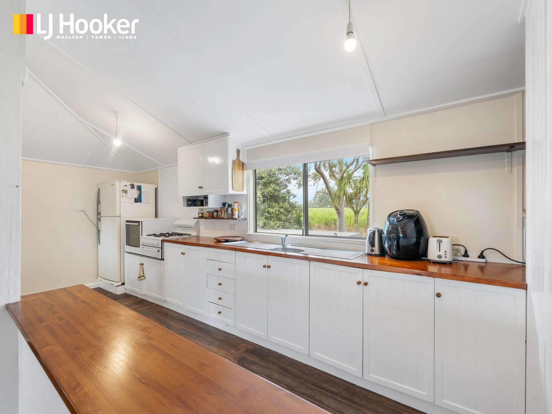 385 South Arm School Road, WOODFORD ISLAND
