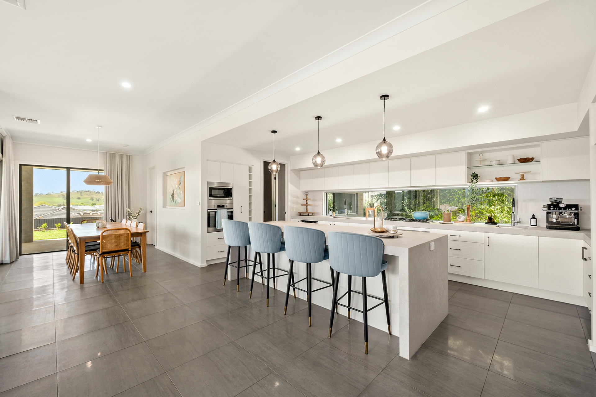 33 West Street — photo 4 of 25