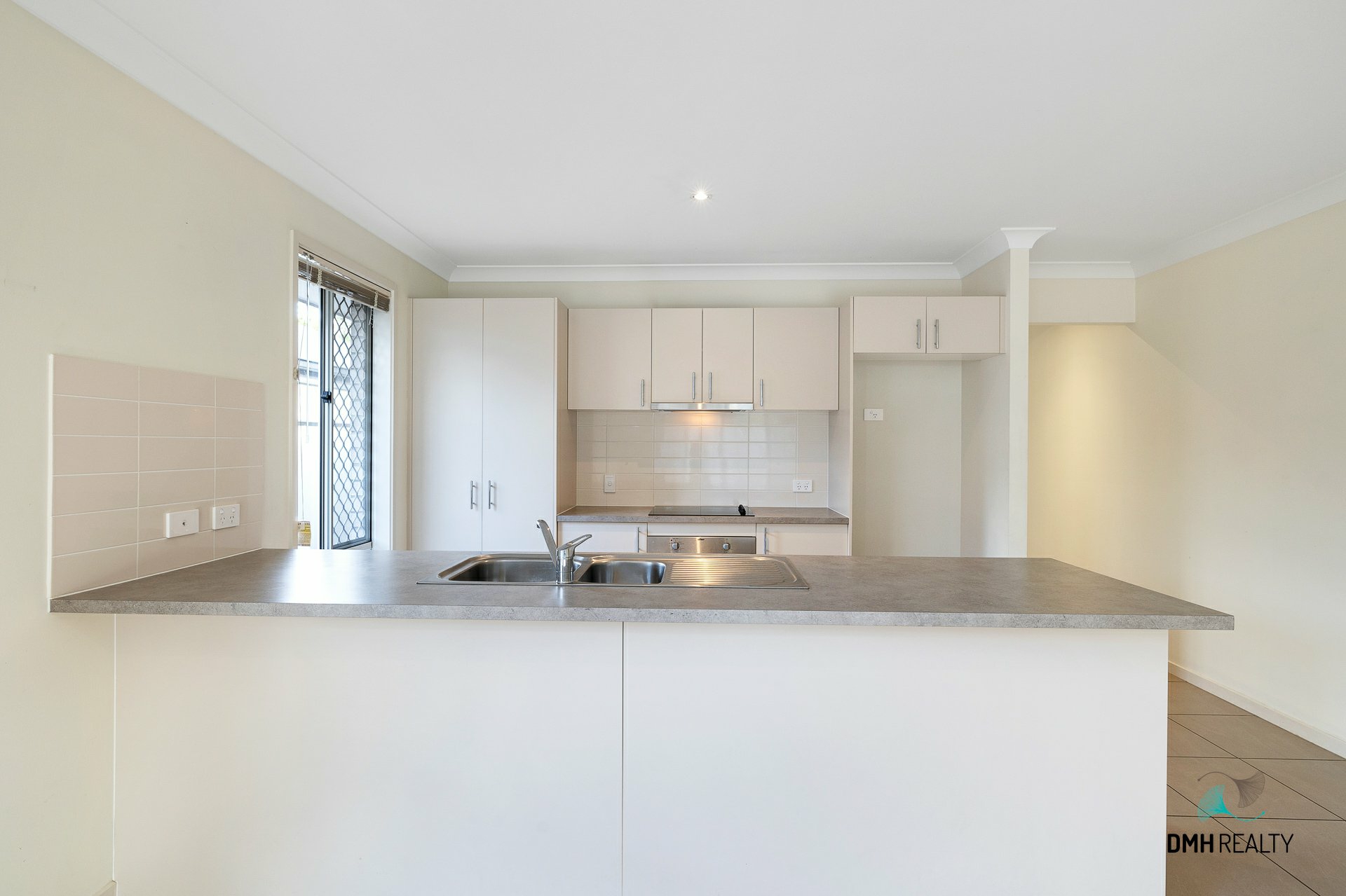 19 HUNTINGDALE STREET, LEICHHARDT