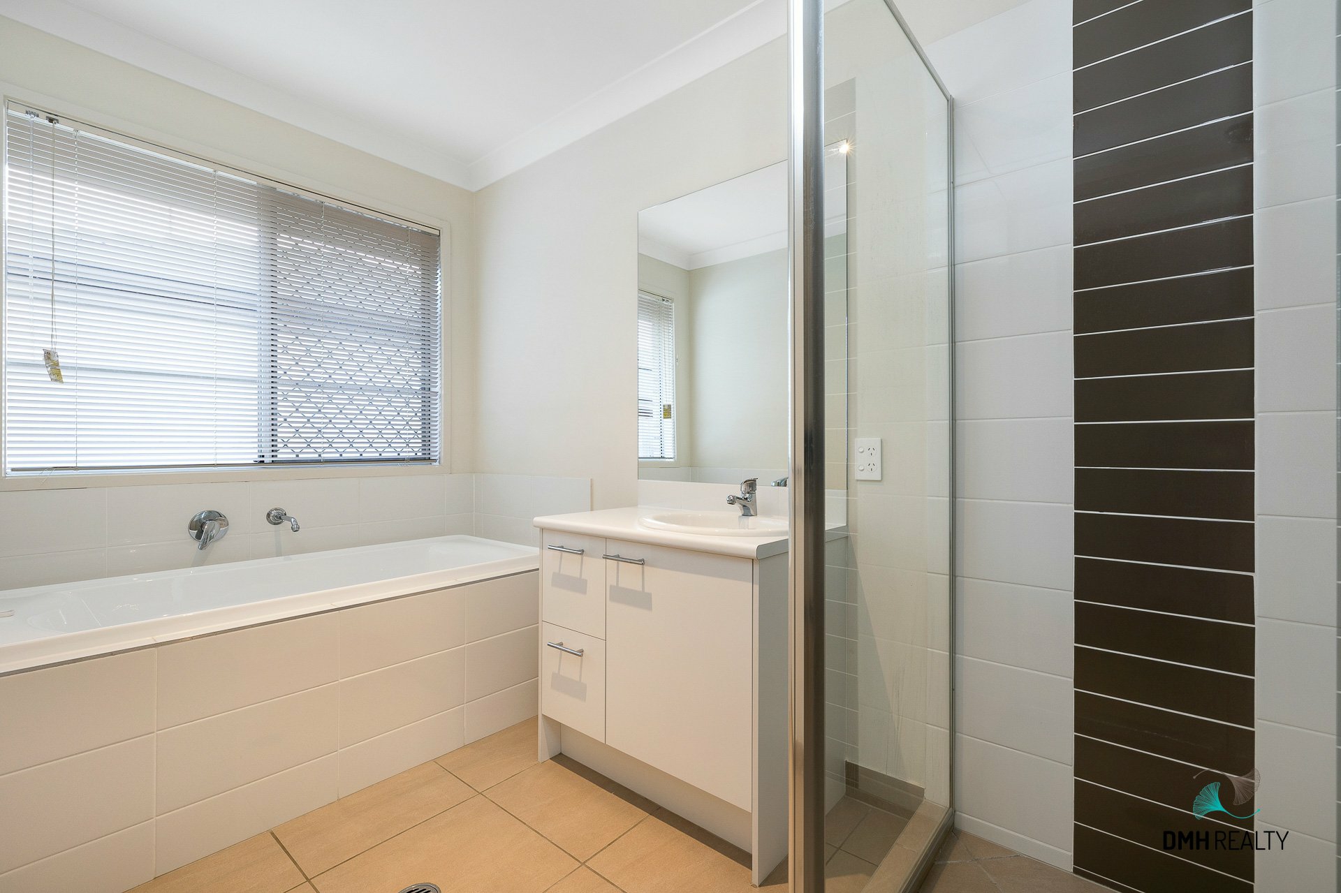 19 HUNTINGDALE STREET, LEICHHARDT