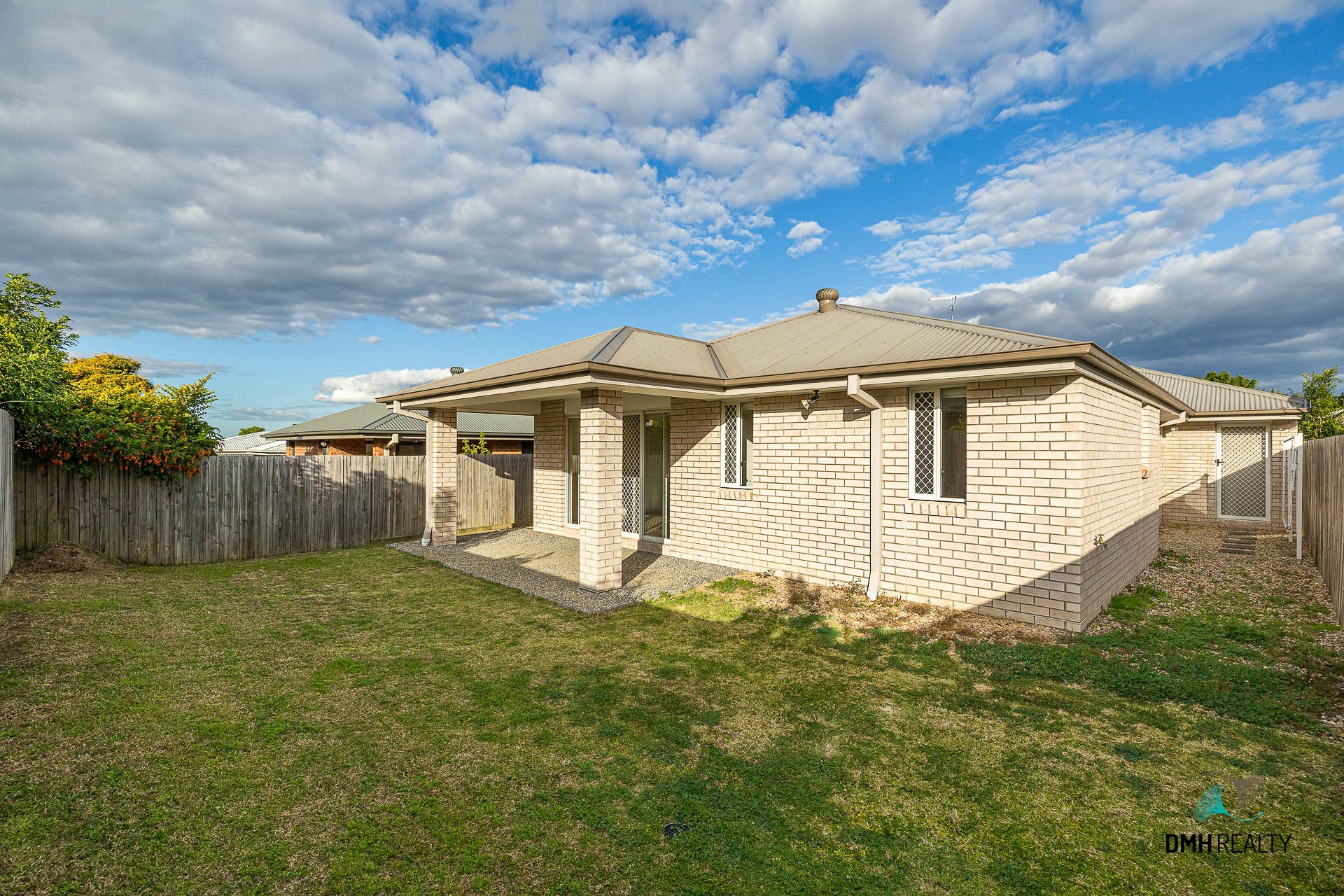 19 HUNTINGDALE STREET, LEICHHARDT