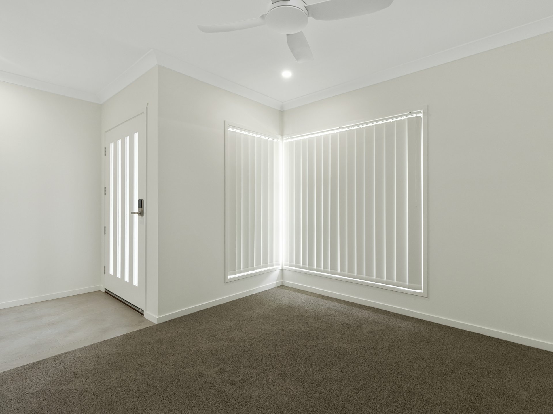 32 Oxford Drive, FLAGSTONE