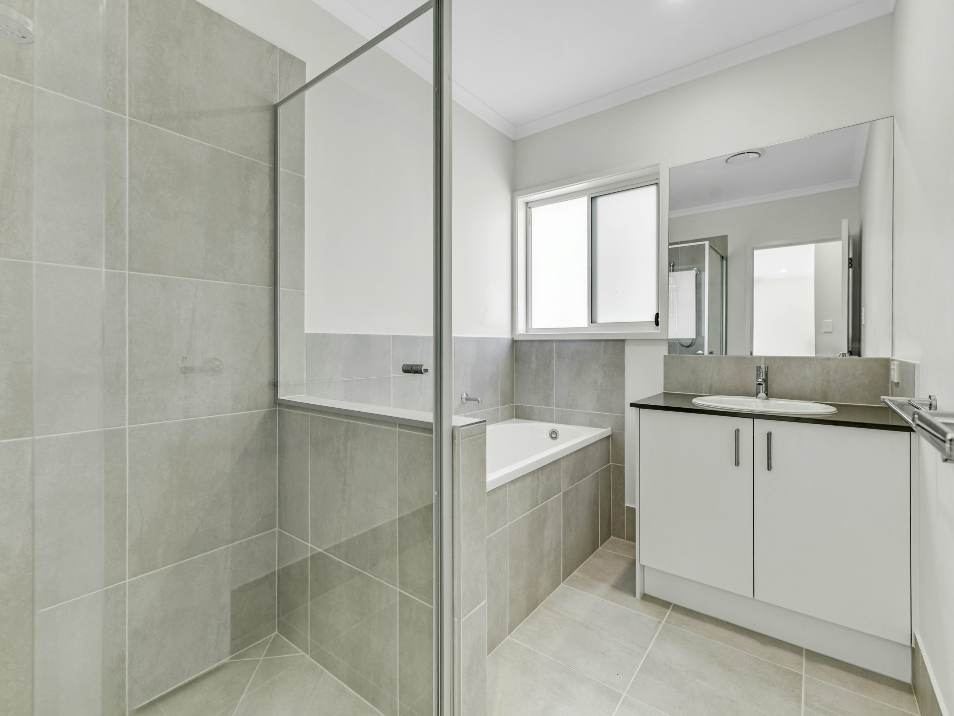 14 Twilight Street, FLAGSTONE
