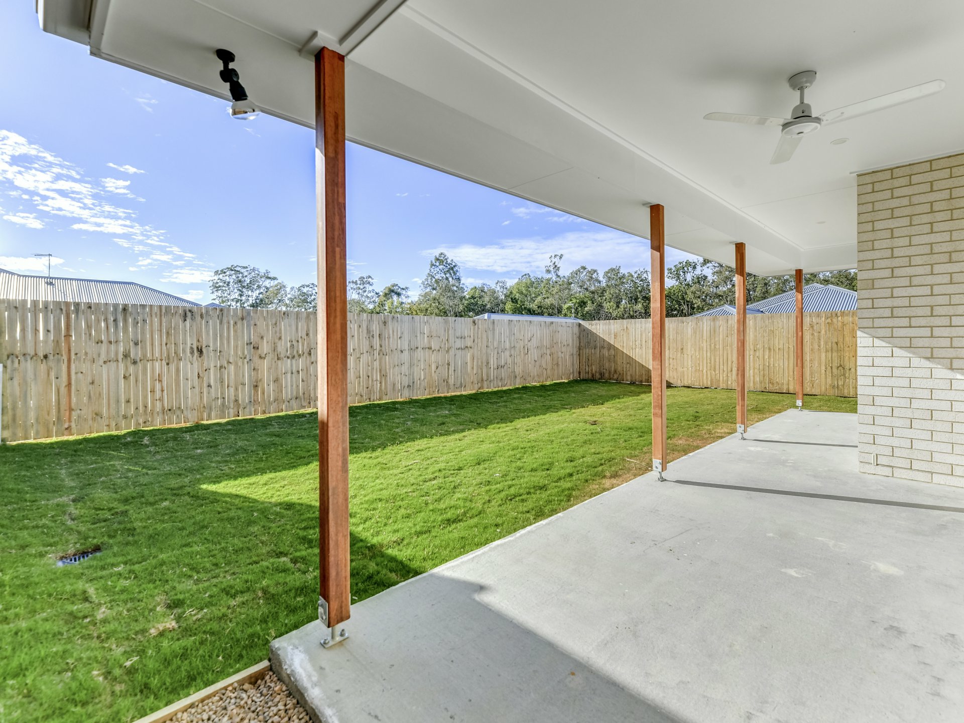 14 Twilight Street, FLAGSTONE