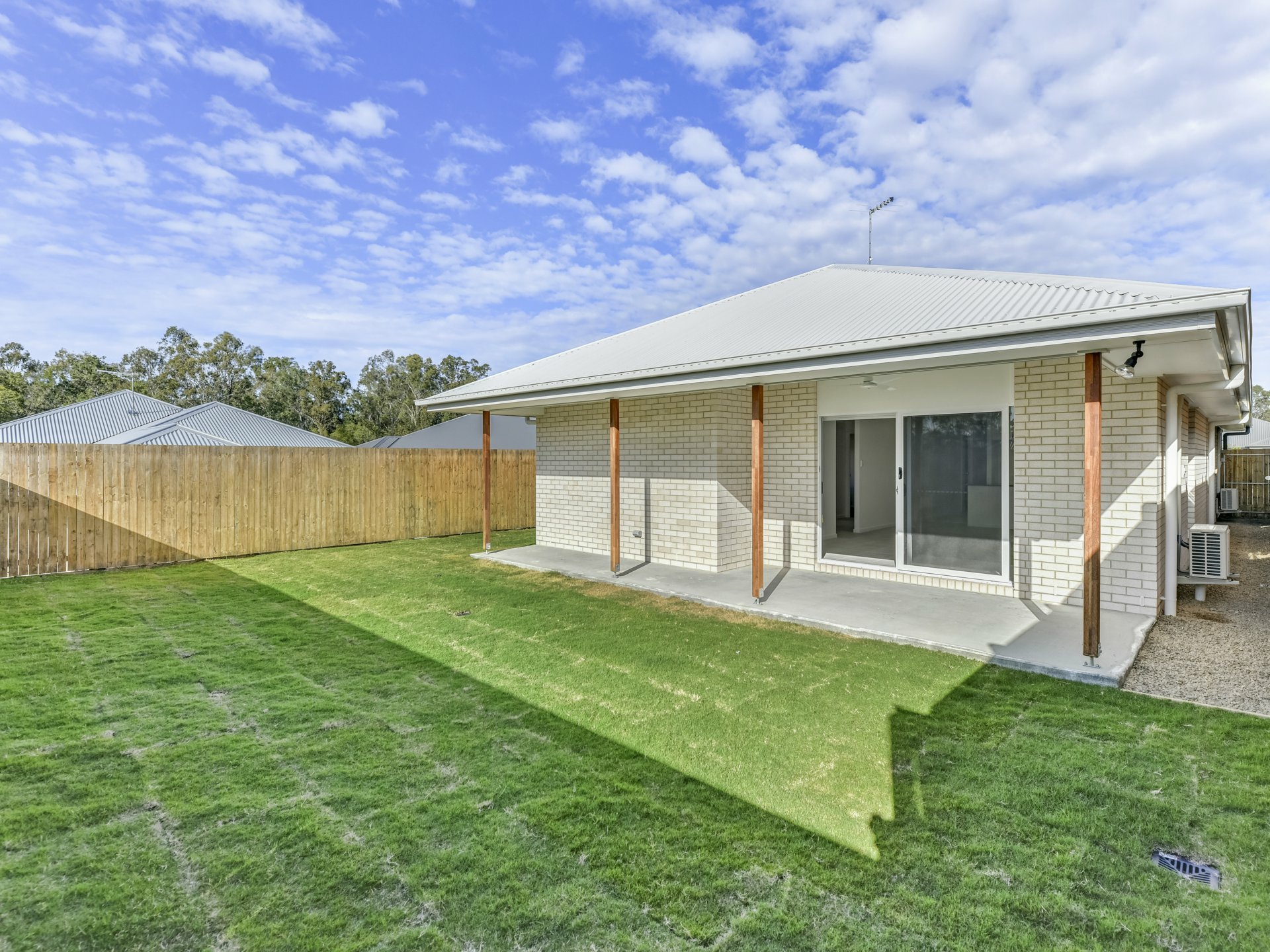14 Twilight Street, FLAGSTONE