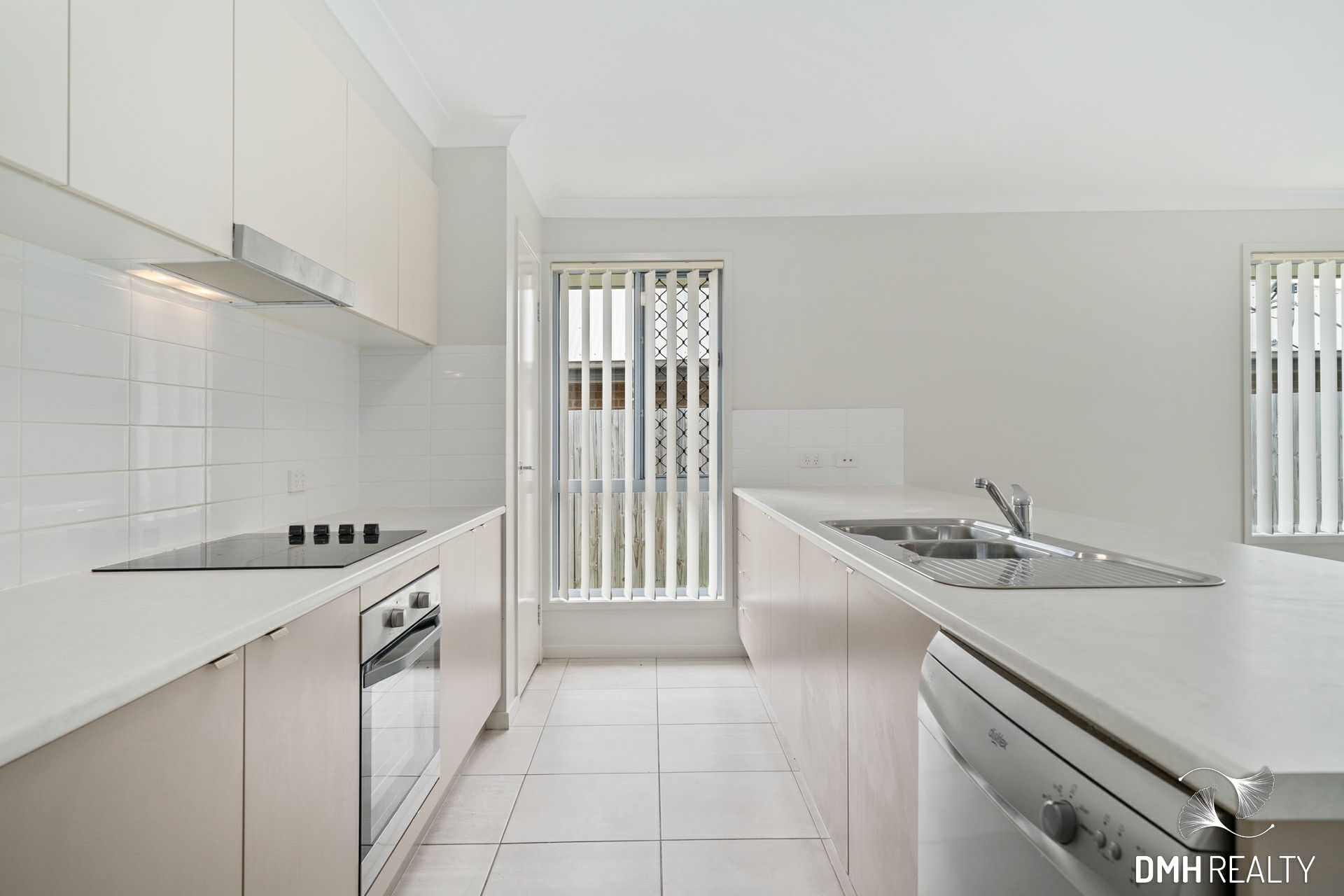 24 McGoldrick Street, FLAGSTONE