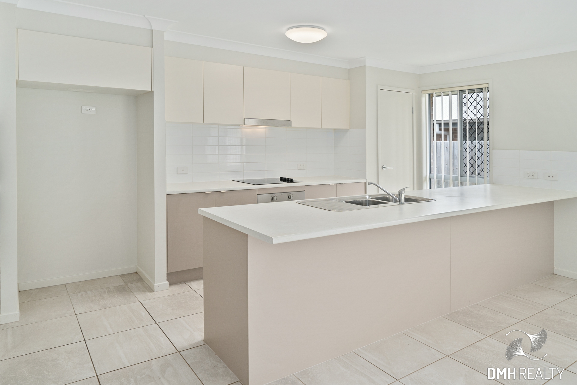 24 McGoldrick Street, FLAGSTONE
