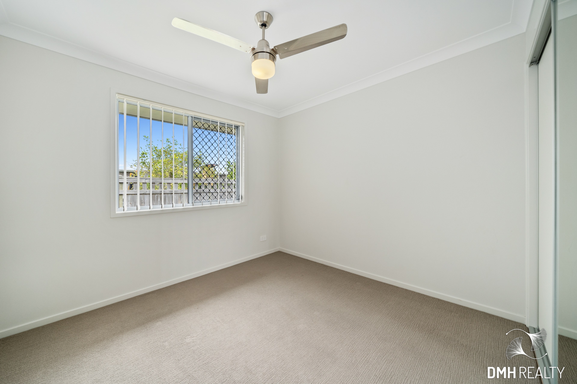 24 McGoldrick Street, FLAGSTONE