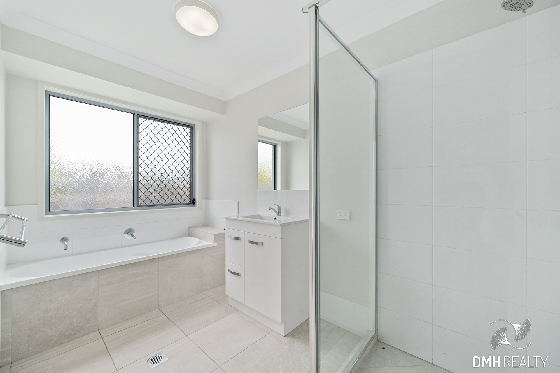 24 McGoldrick Street, FLAGSTONE