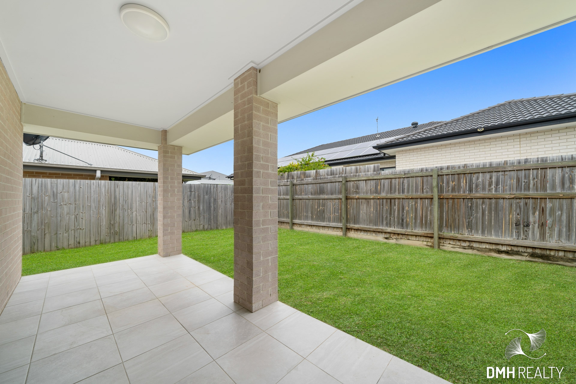 24 McGoldrick Street, FLAGSTONE