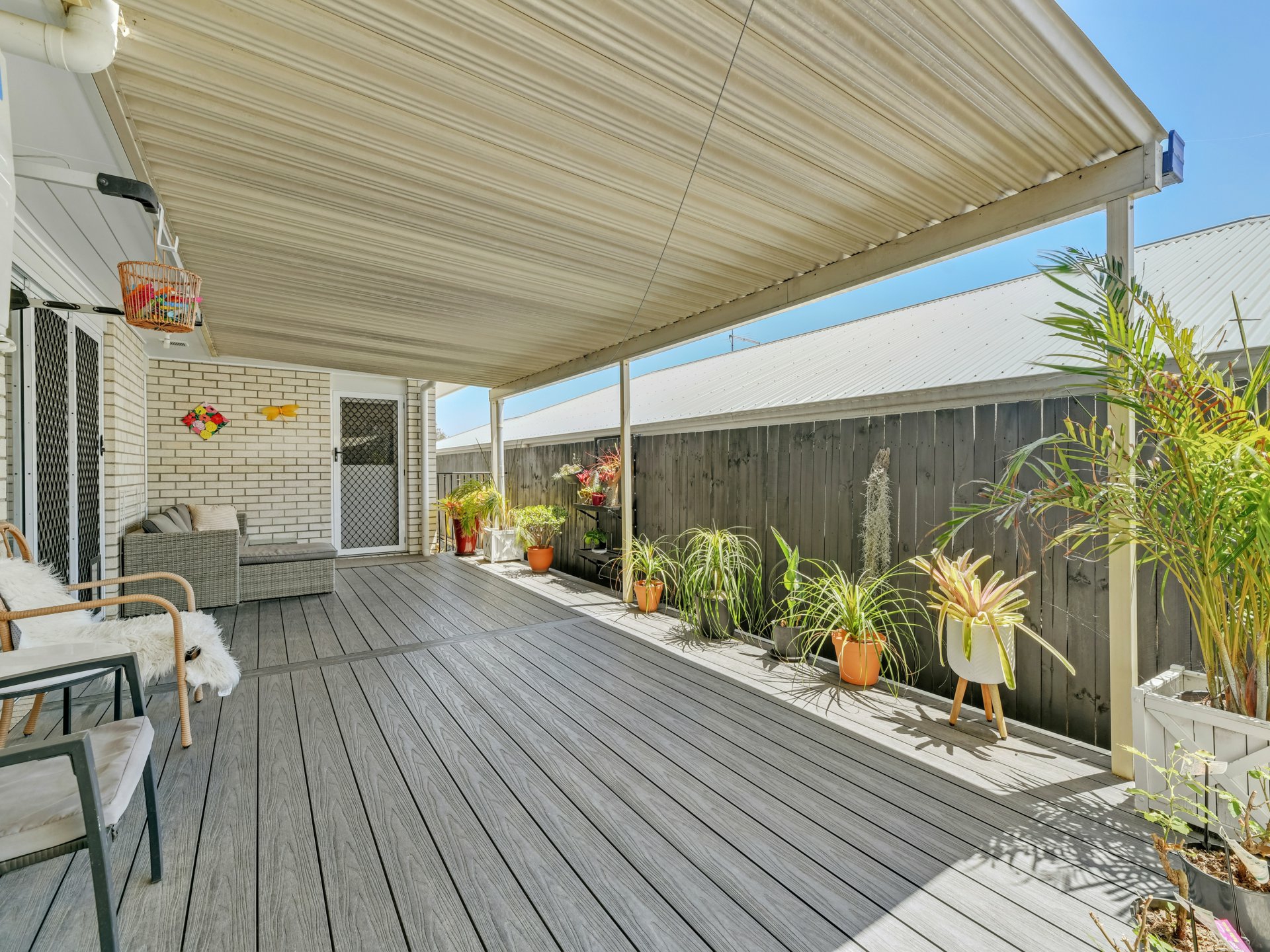 24 Haymarket Street, FLAGSTONE