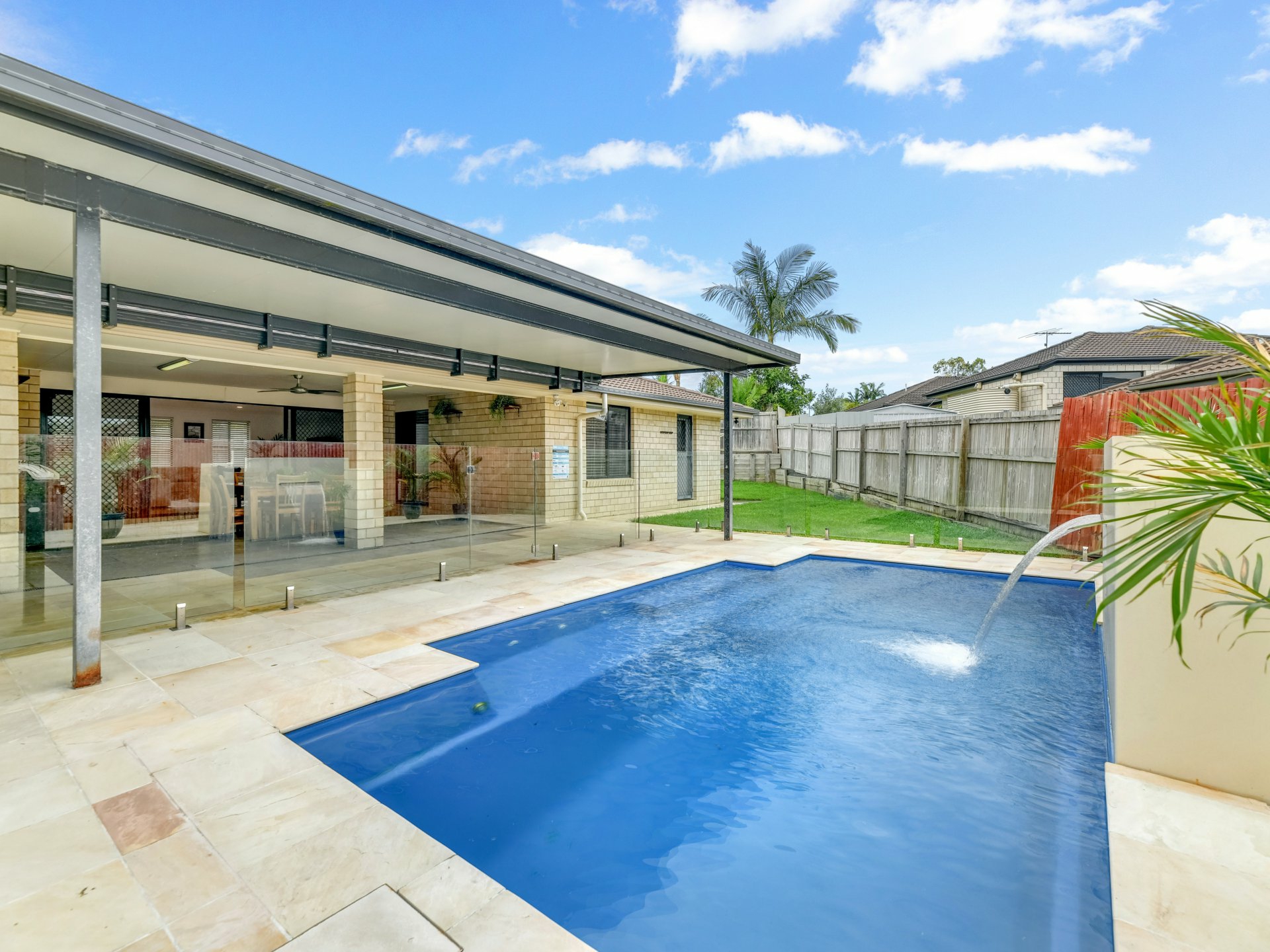7 Sunrise Place, FLAGSTONE