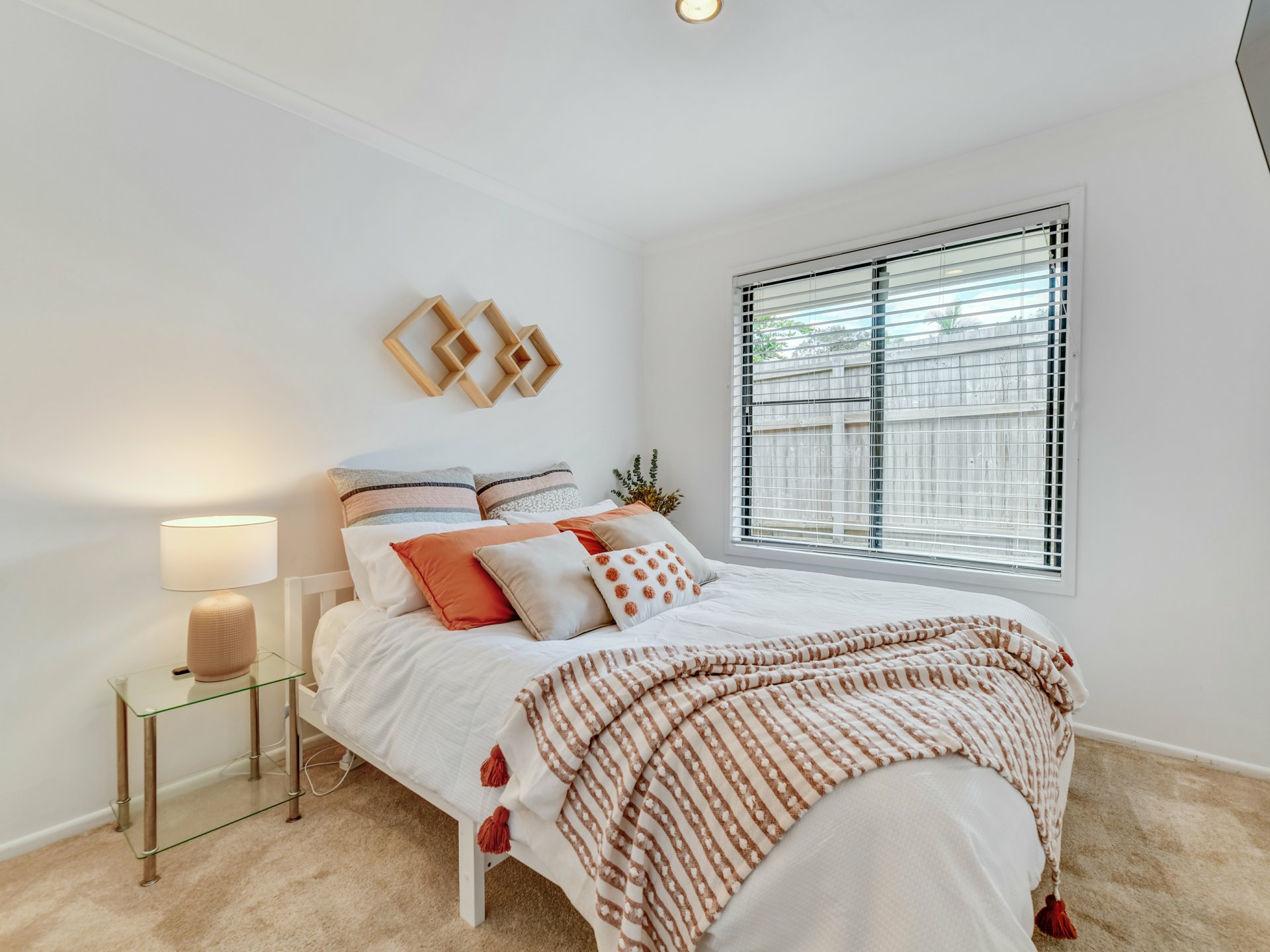 7 Sunrise Place, FLAGSTONE