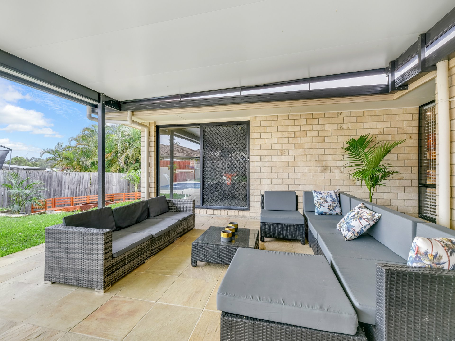 7 Sunrise Place, FLAGSTONE