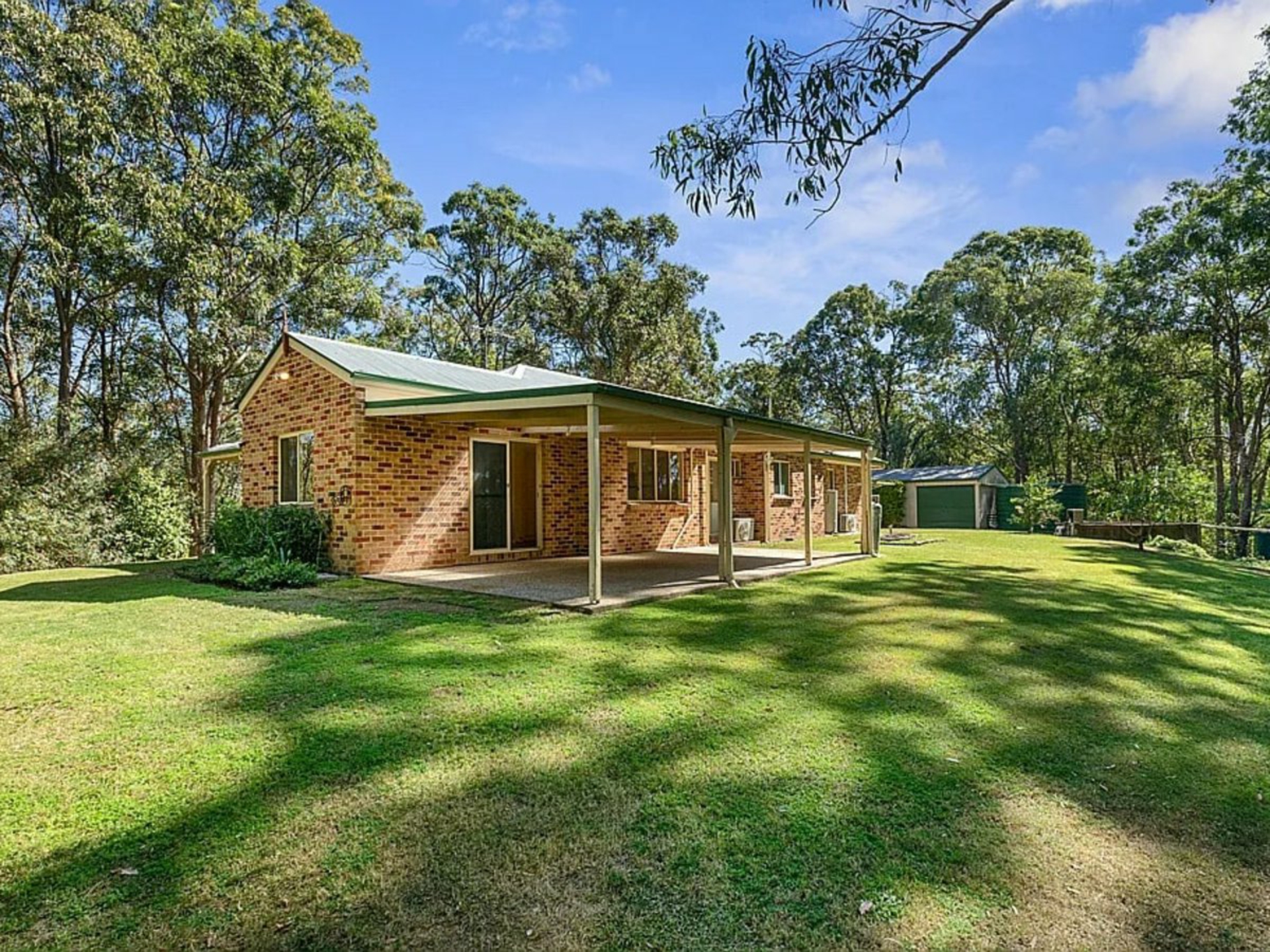 128-134 Diamentina Drive, LOGAN VILLAGE