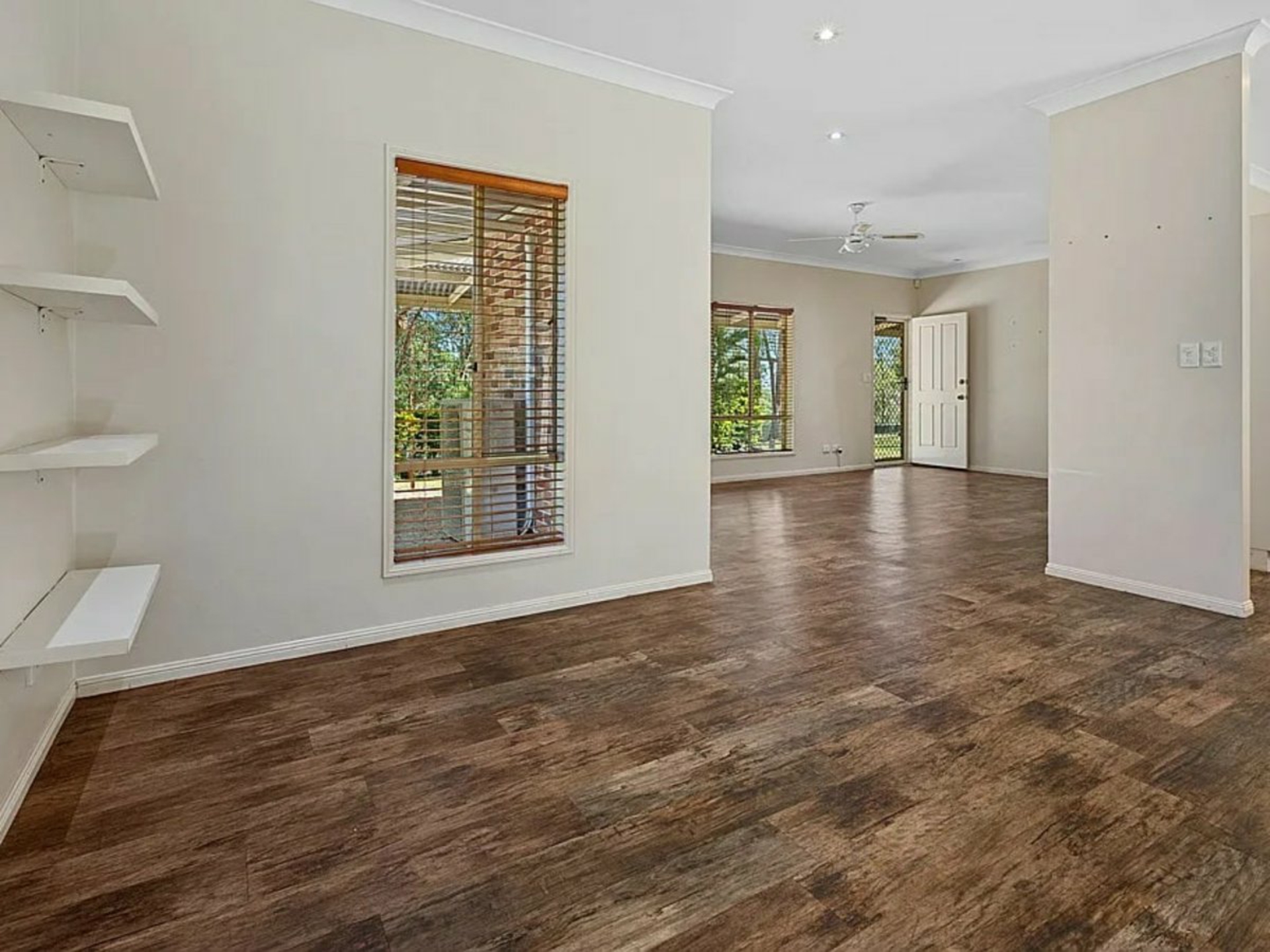 128-134 Diamentina Drive, LOGAN VILLAGE