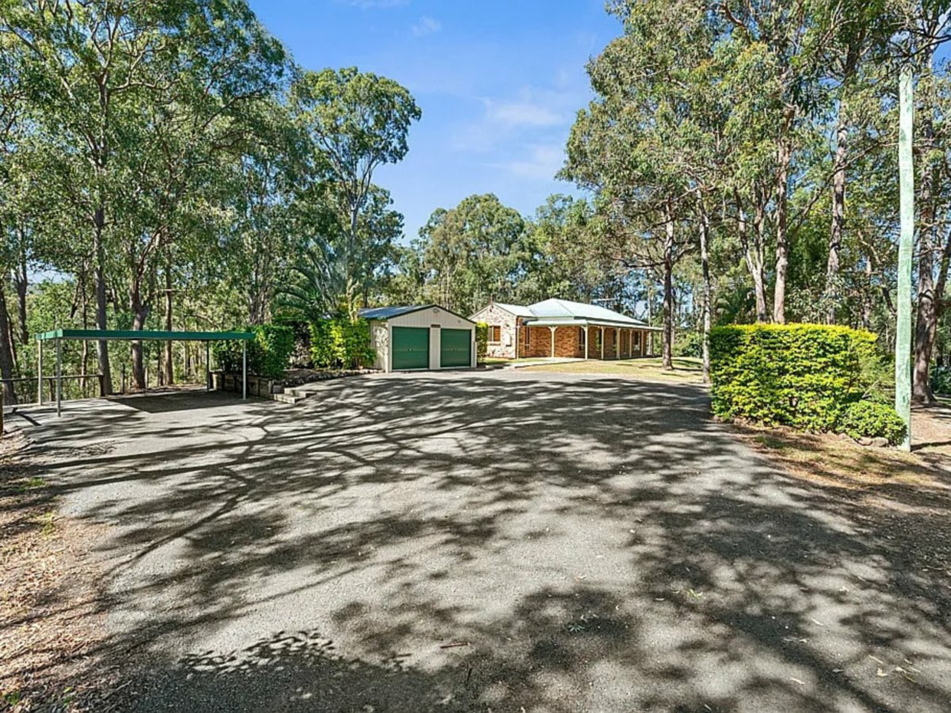 128-134 Diamentina Drive, LOGAN VILLAGE