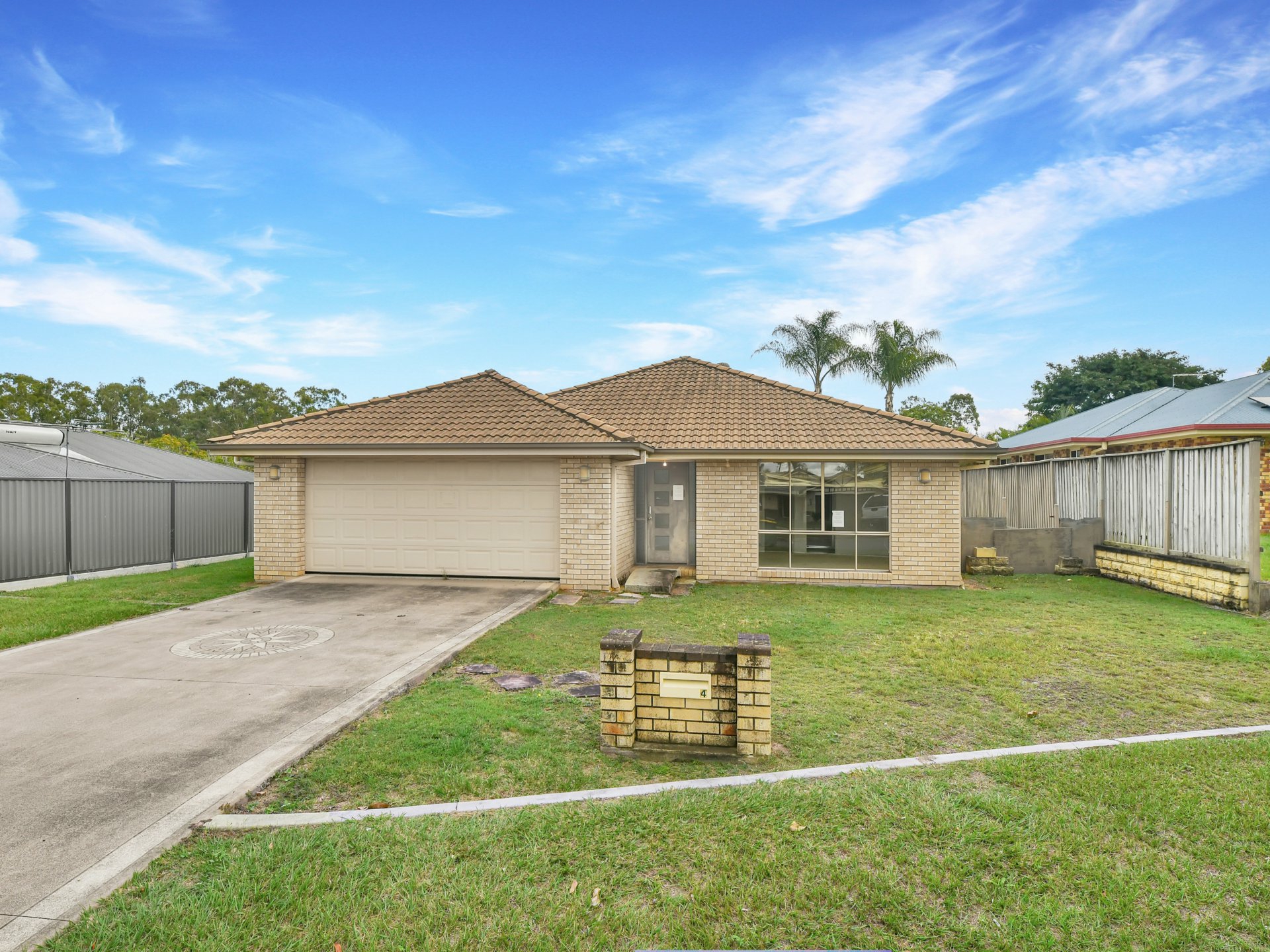 4 Rusty Oak Court — photo from LJ Hooker Flagstone