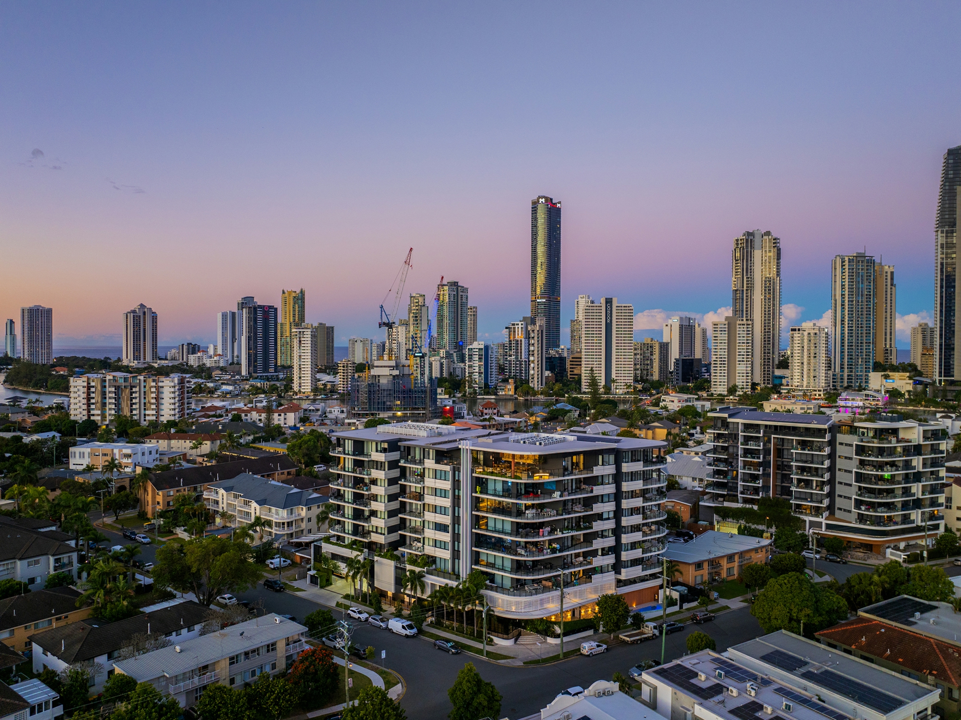 604/256 Stanhill Drive, CHEVRON ISLAND