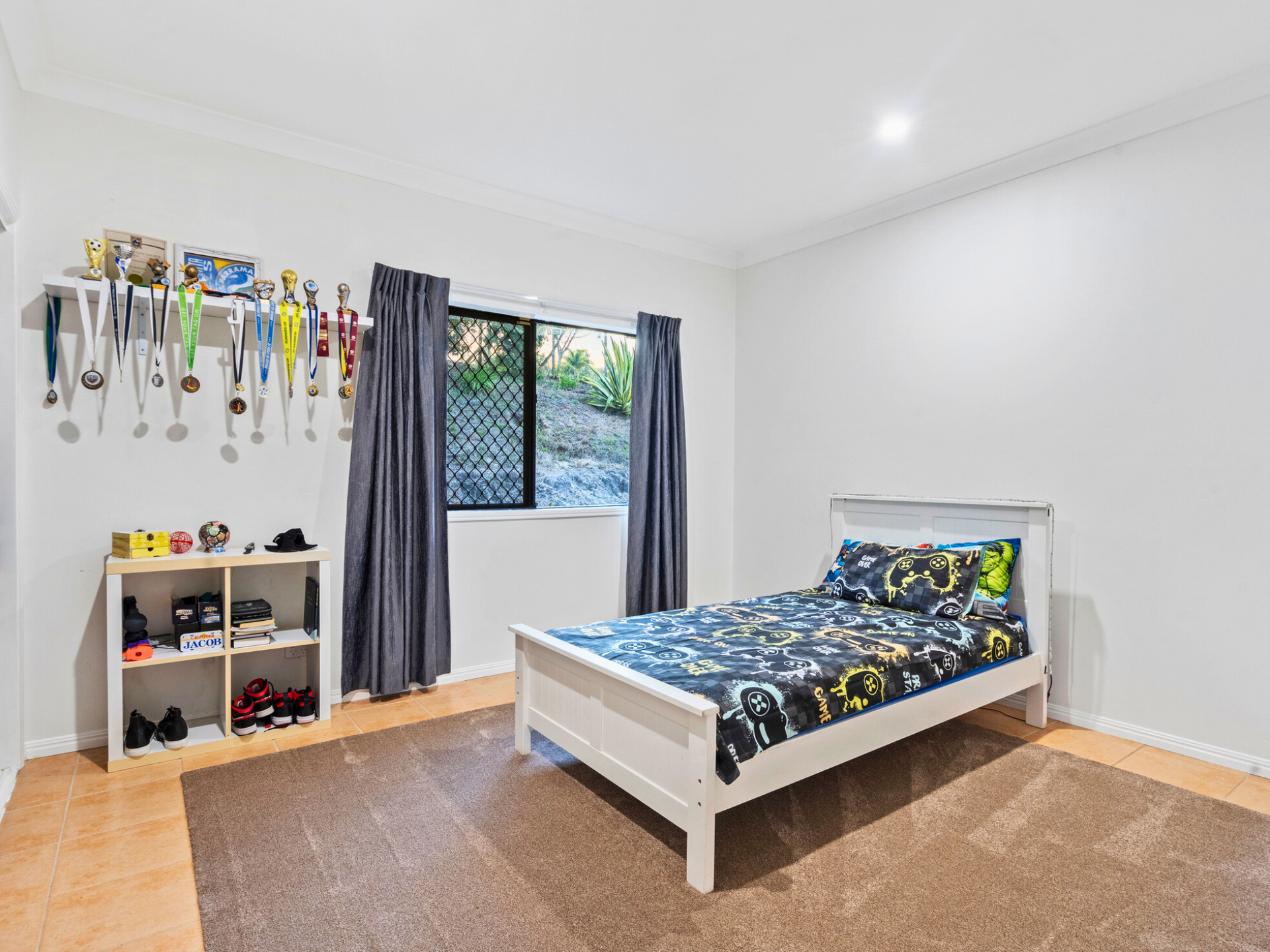 7 Burley Griffin Drive, MAUDSLAND