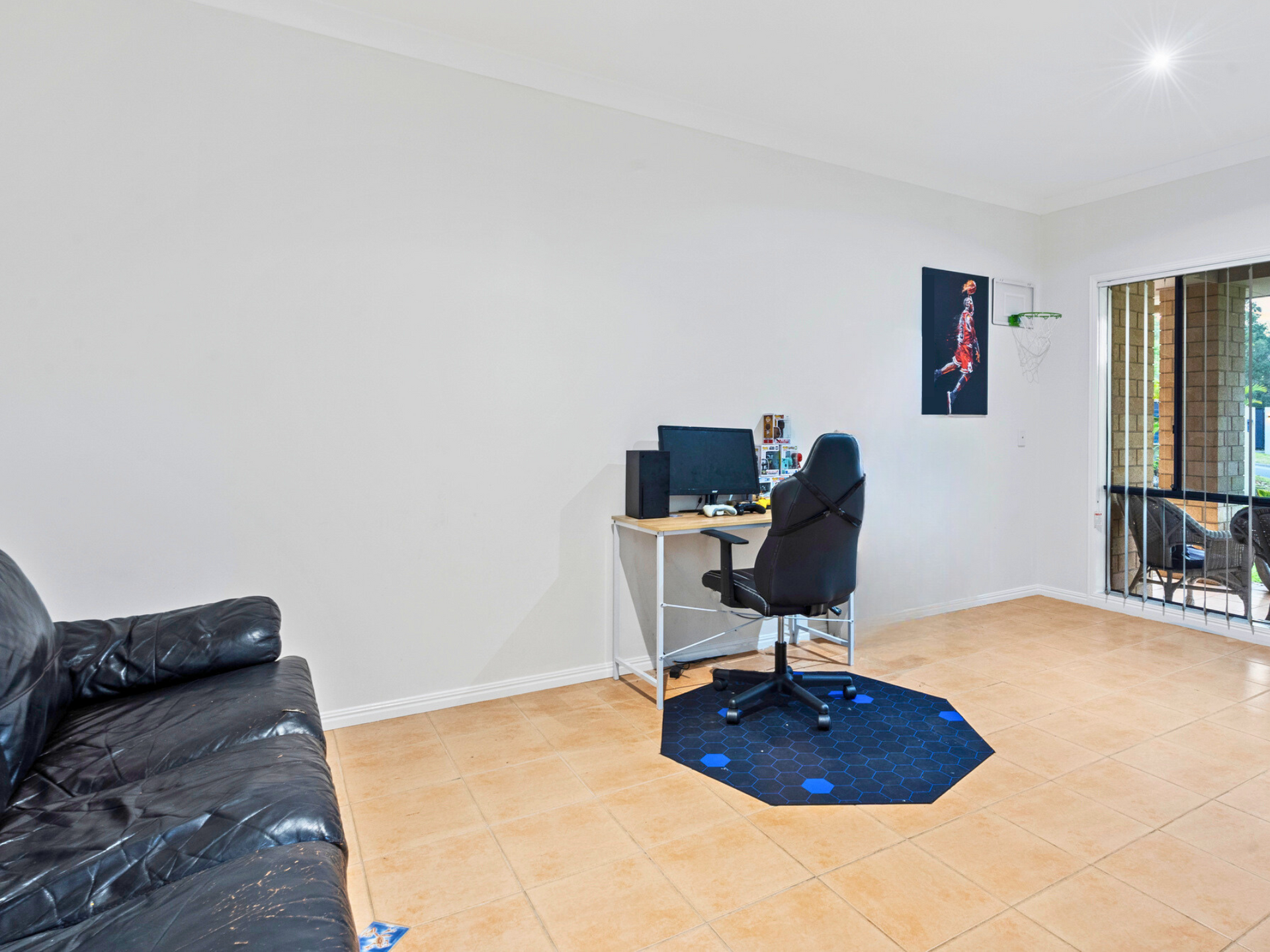 7 Burley Griffin Drive, MAUDSLAND