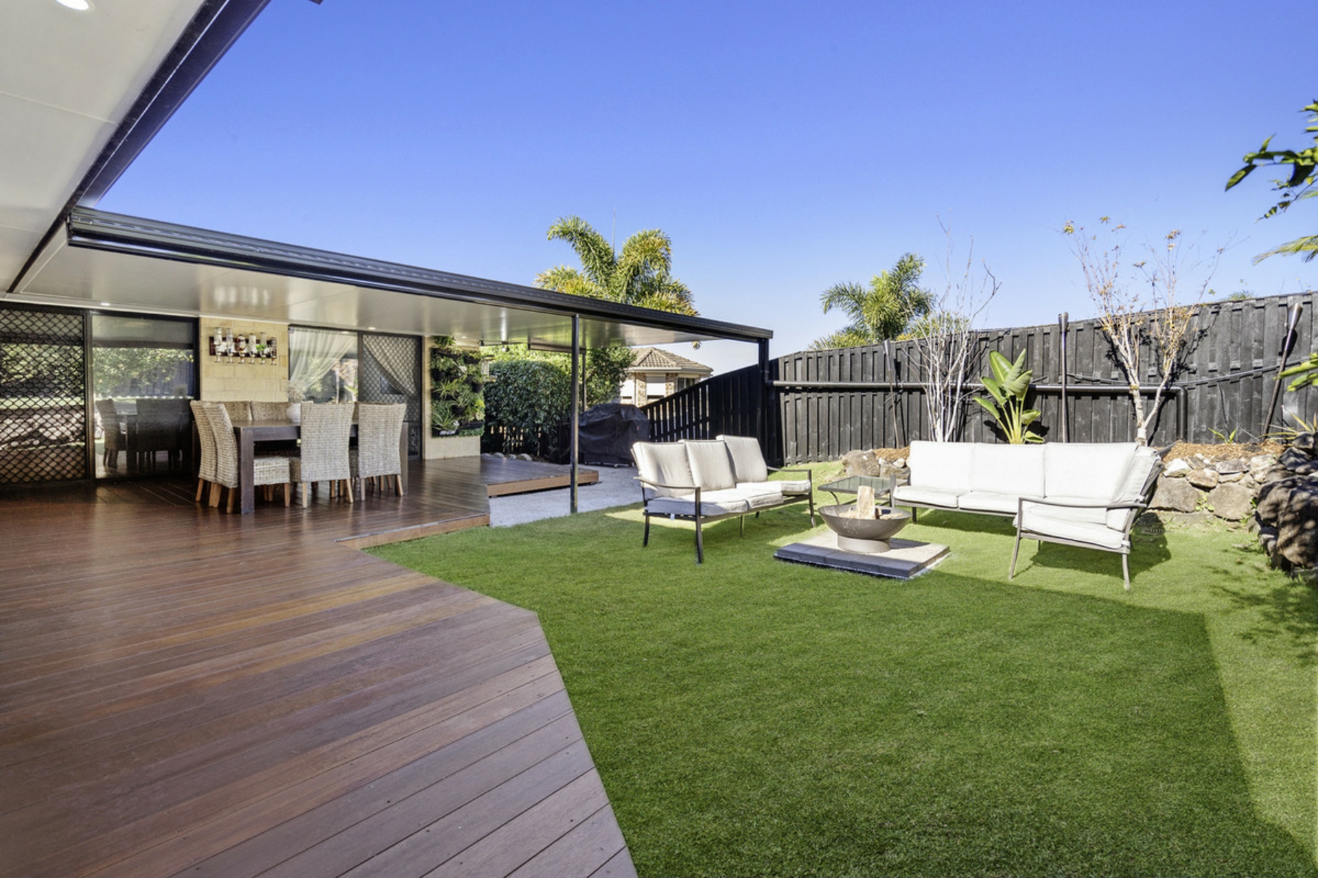 10 Sundew Crescent, UPPER COOMERA