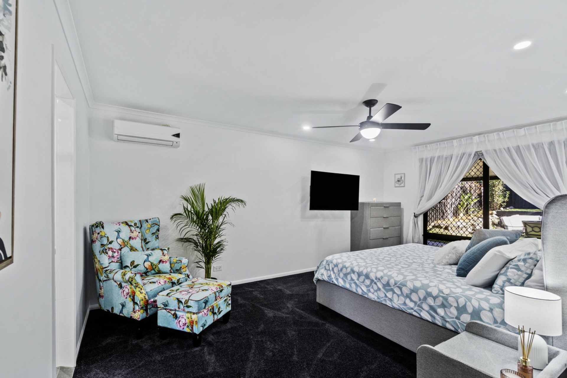 10 Sundew Crescent, UPPER COOMERA