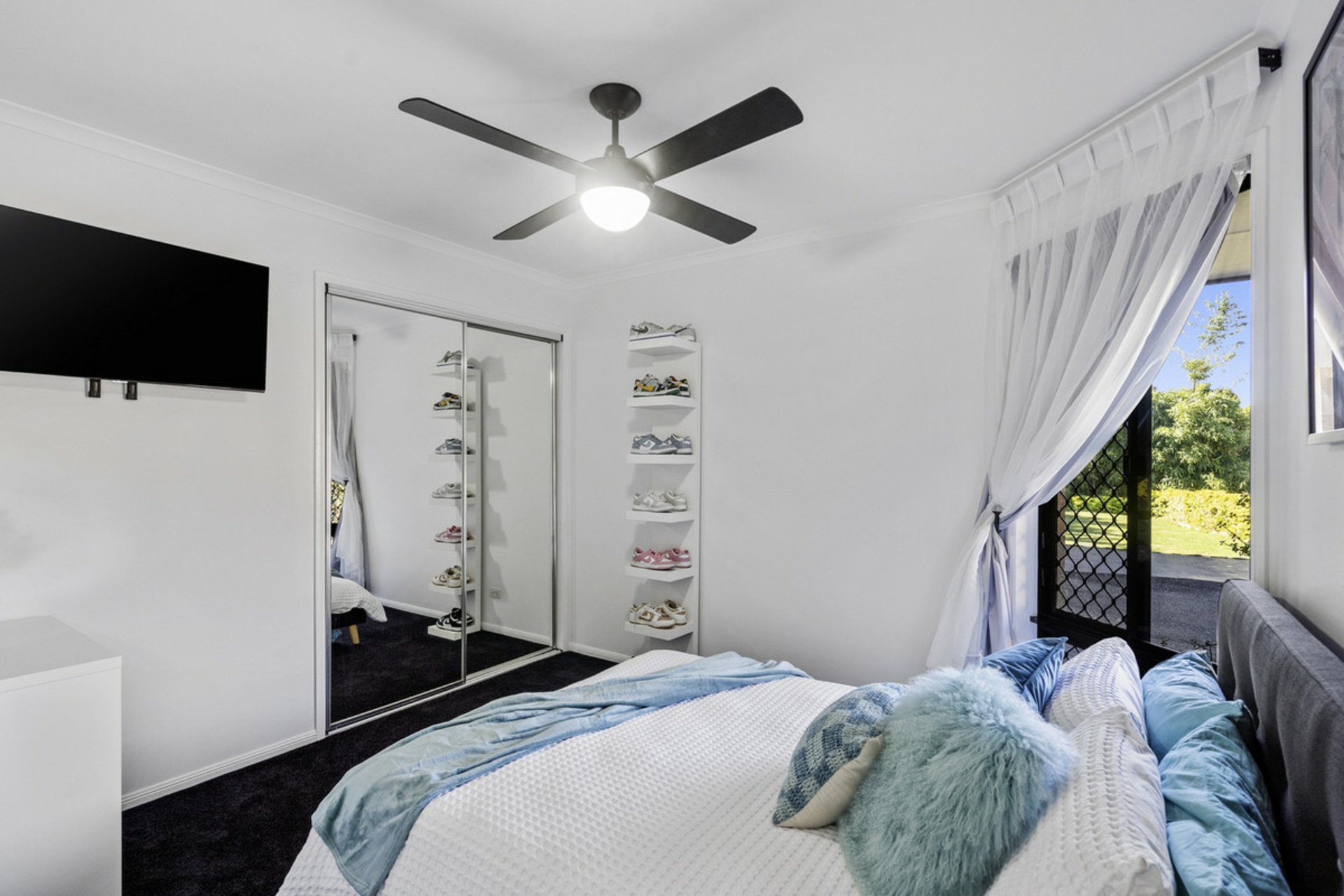 10 Sundew Crescent, UPPER COOMERA