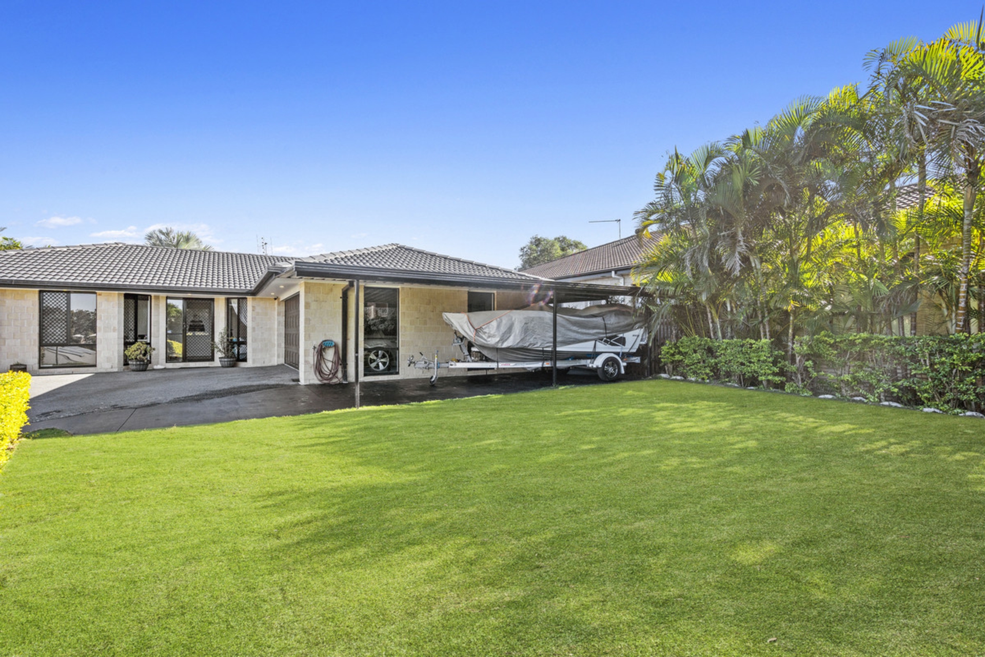 10 Sundew Crescent, UPPER COOMERA