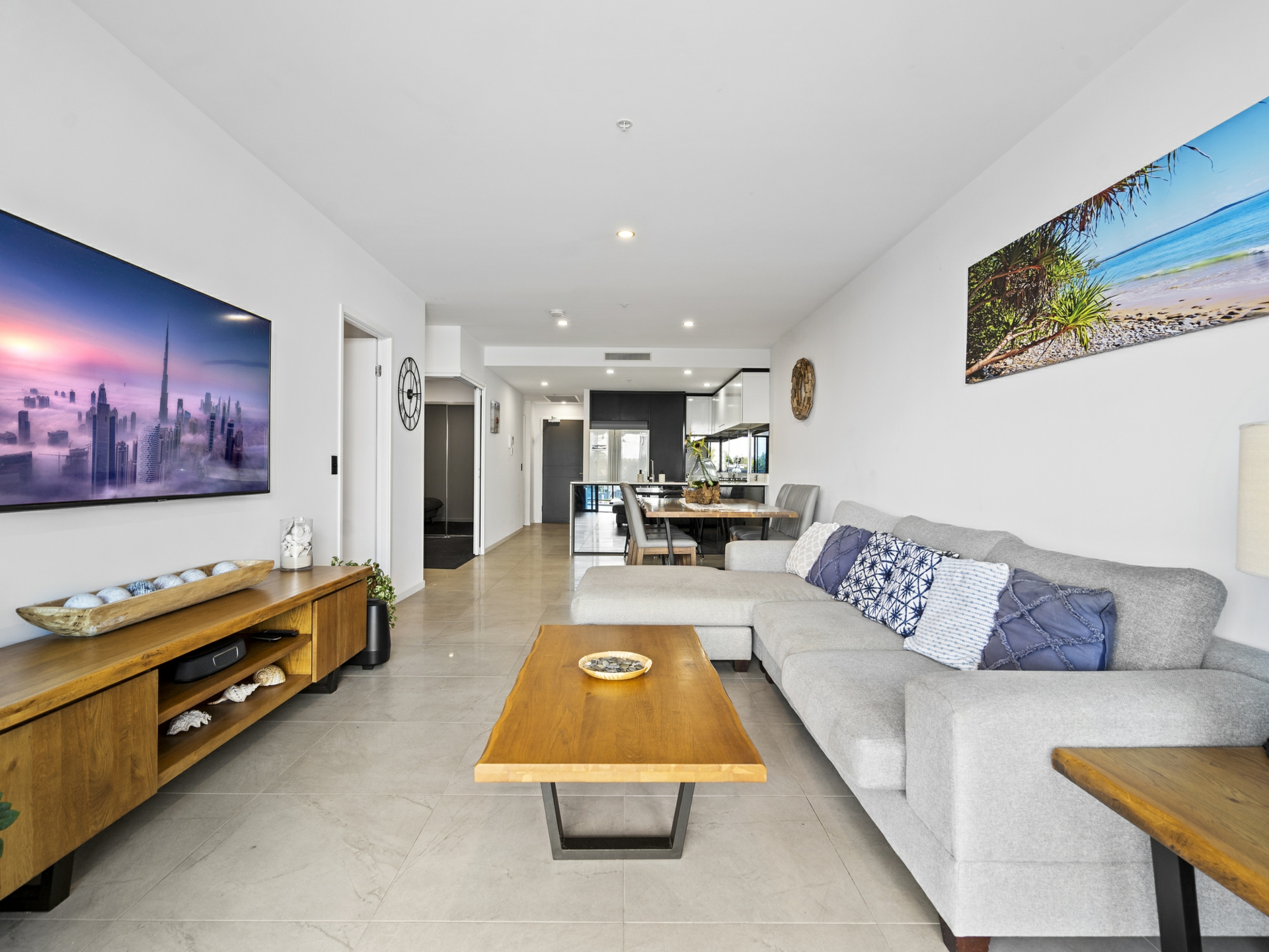 5103/5 Harbour Side Court, BIGGERA WATERS