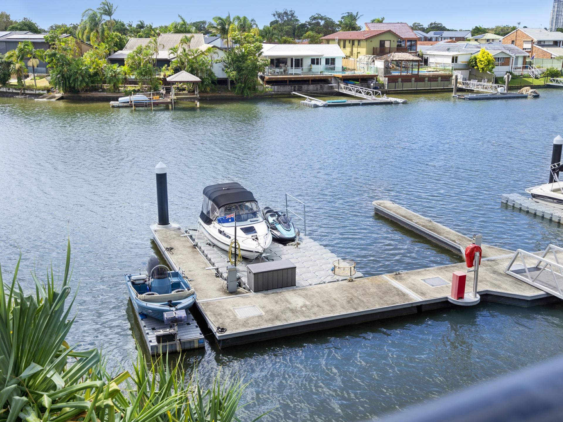 5103/5 Harbour Side Court, BIGGERA WATERS