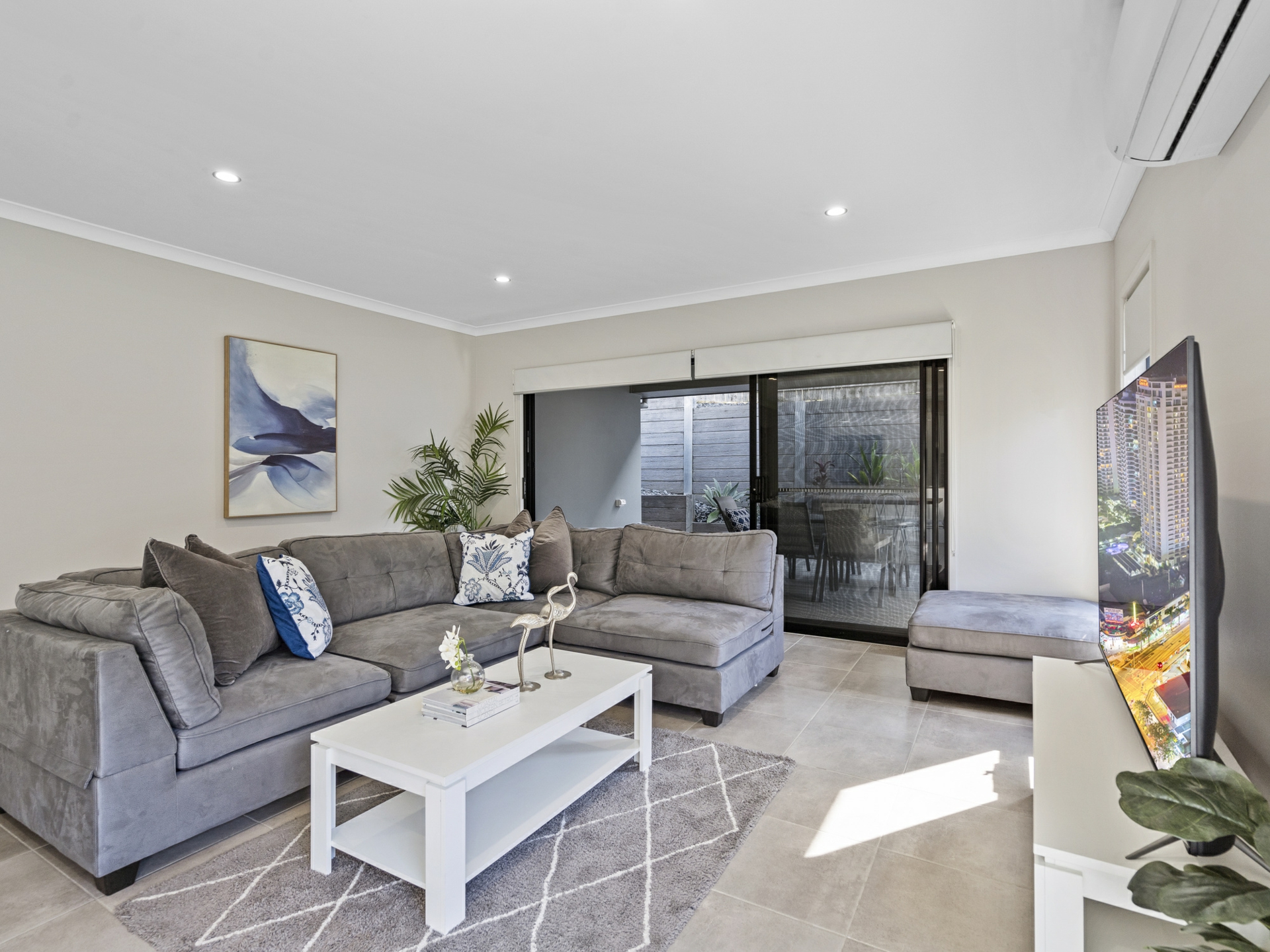 9 Coorong Street, COOMERA