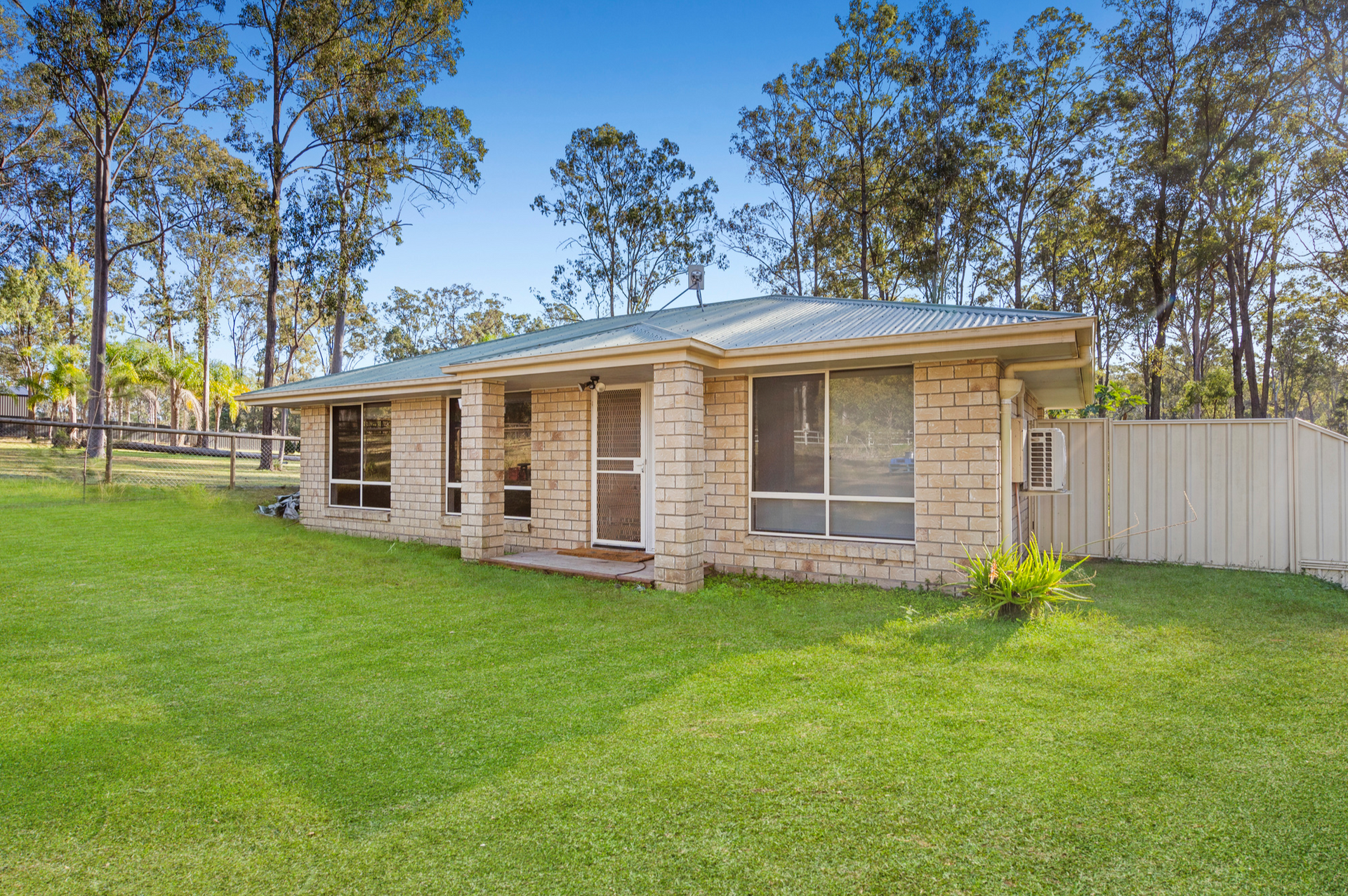329-335 Amber Crescent, JIMBOOMBA