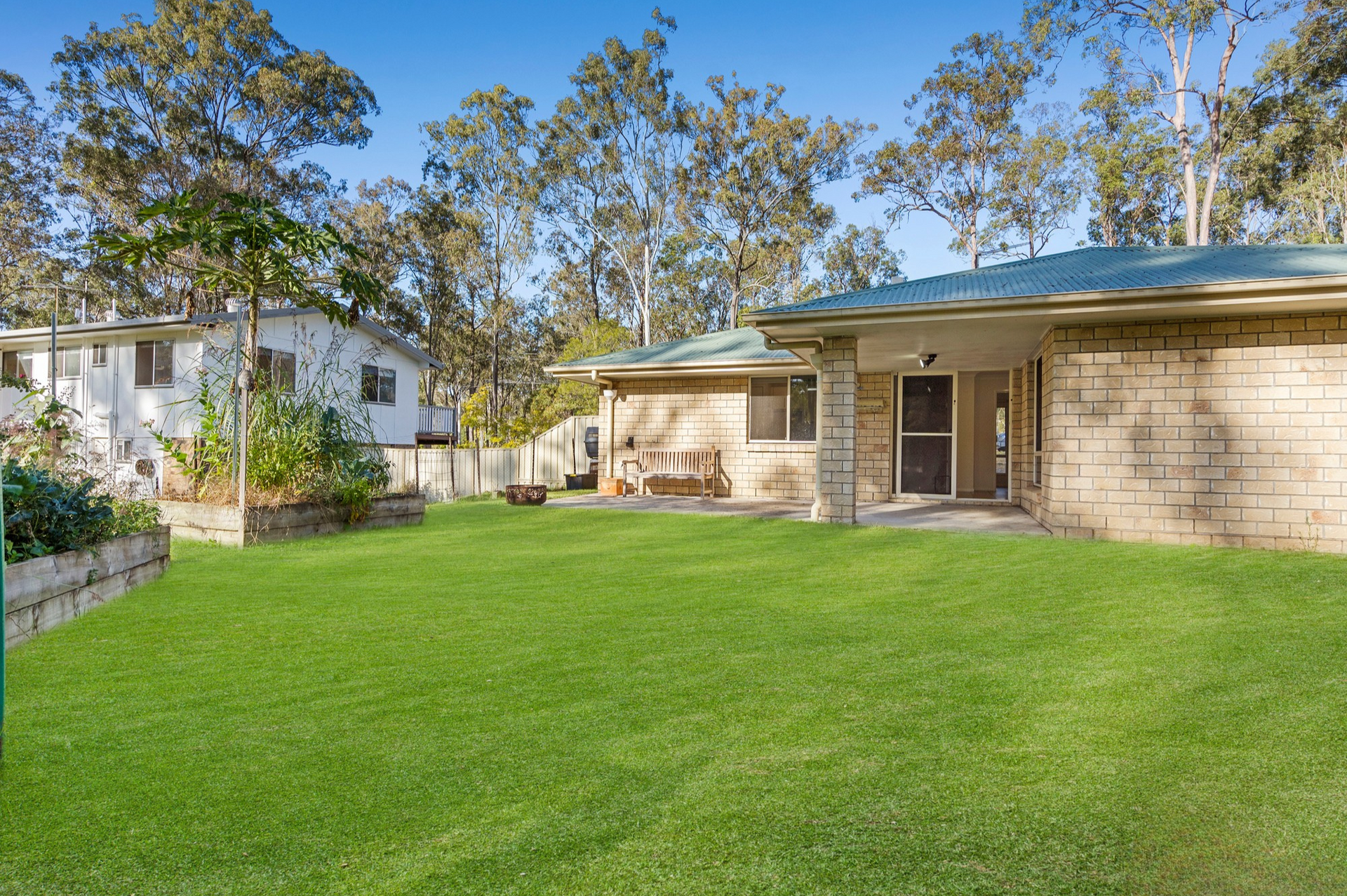 329-335 Amber Crescent, JIMBOOMBA