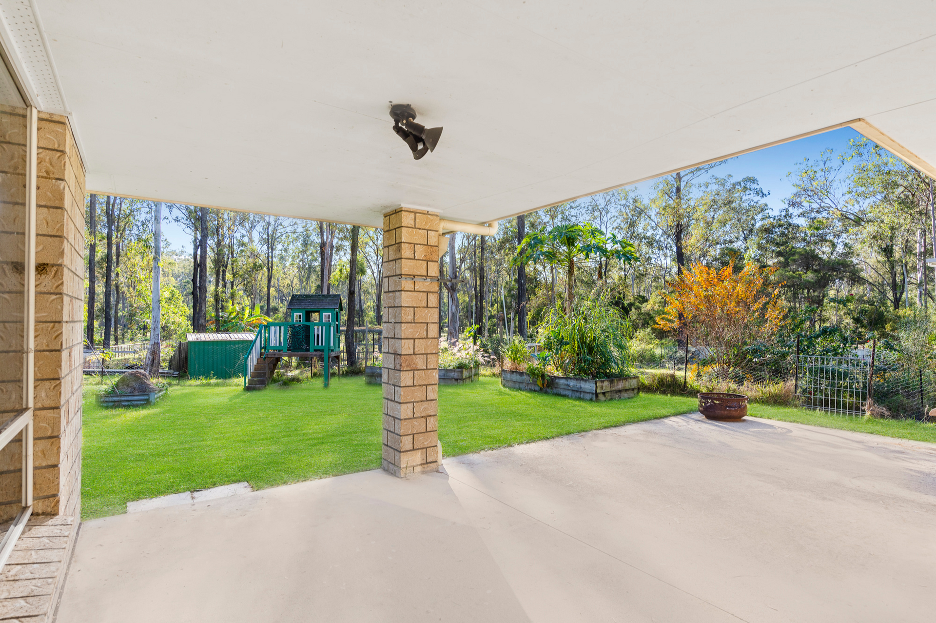 329-335 Amber Crescent, JIMBOOMBA