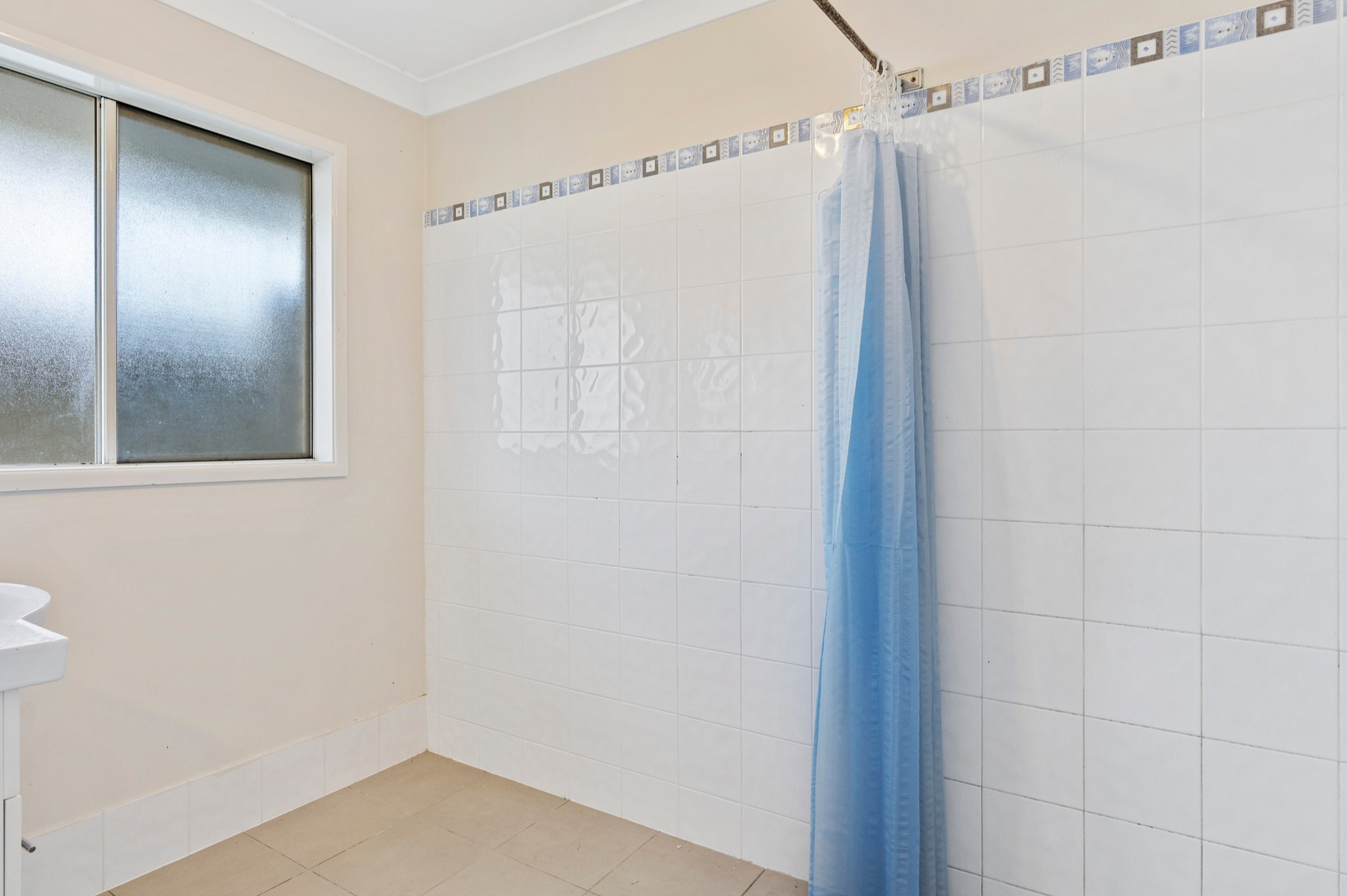 329-335 Amber Crescent, JIMBOOMBA