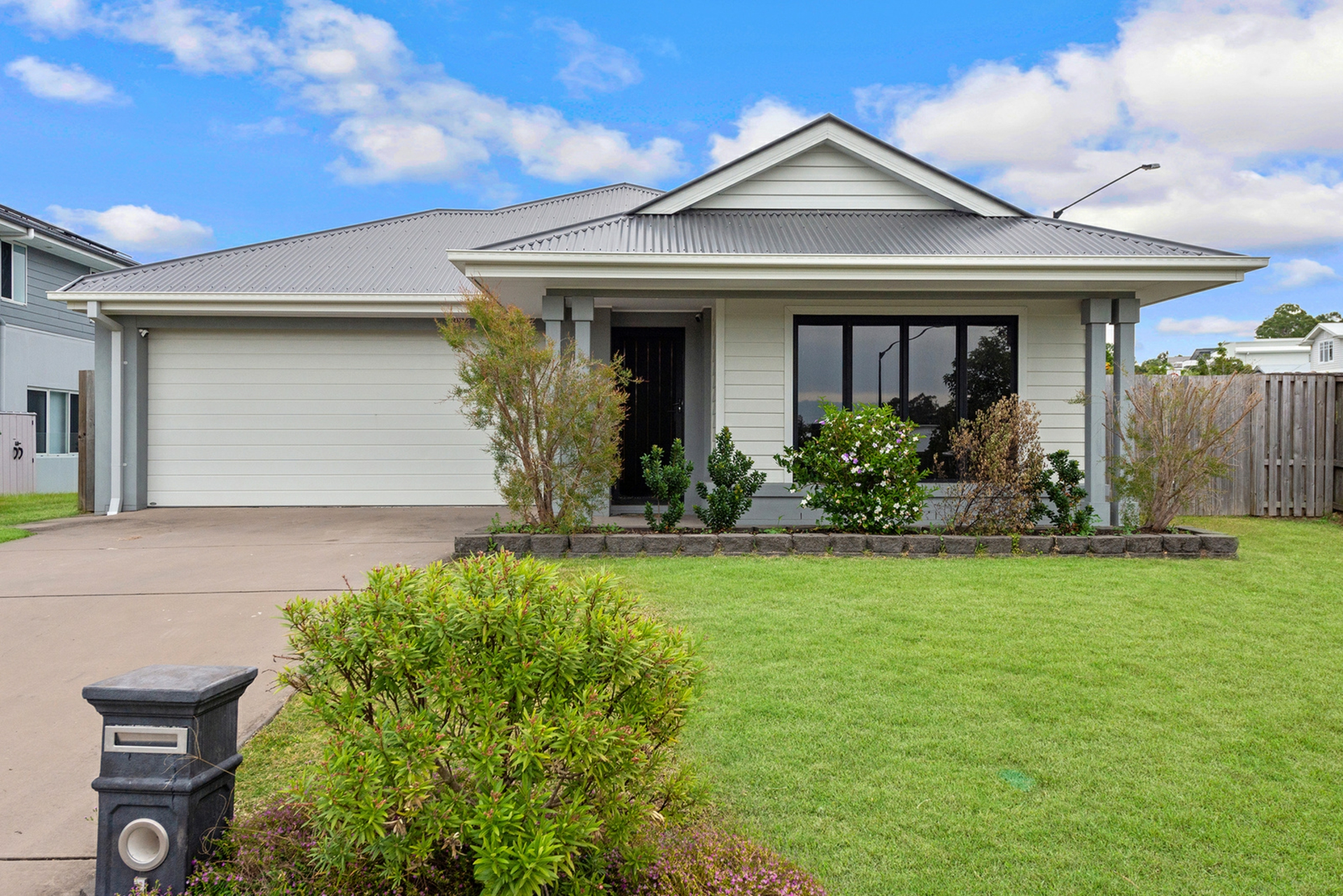 1 Foreshore Street, COOMERA