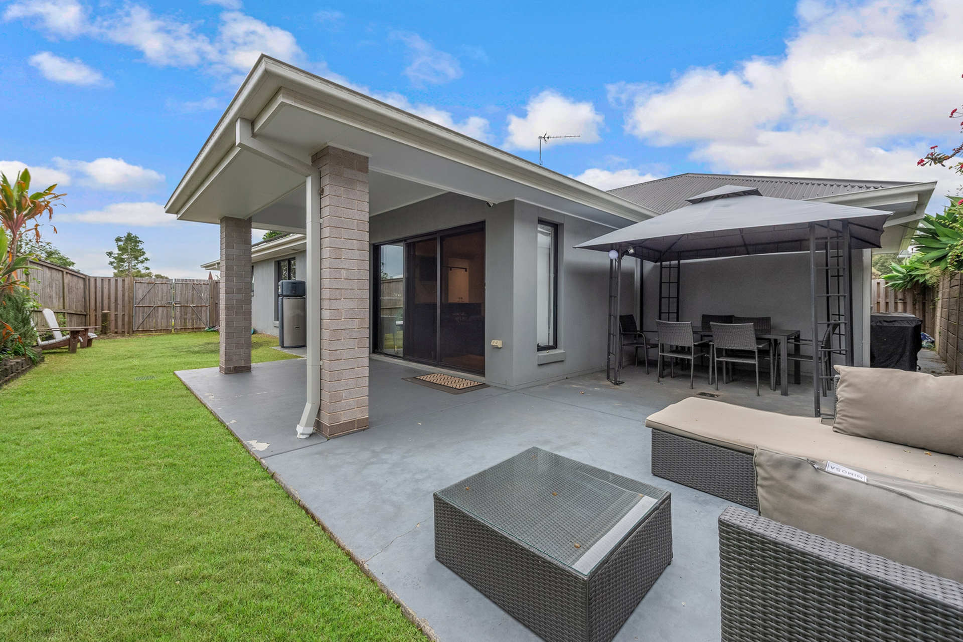 1 Foreshore Street, COOMERA