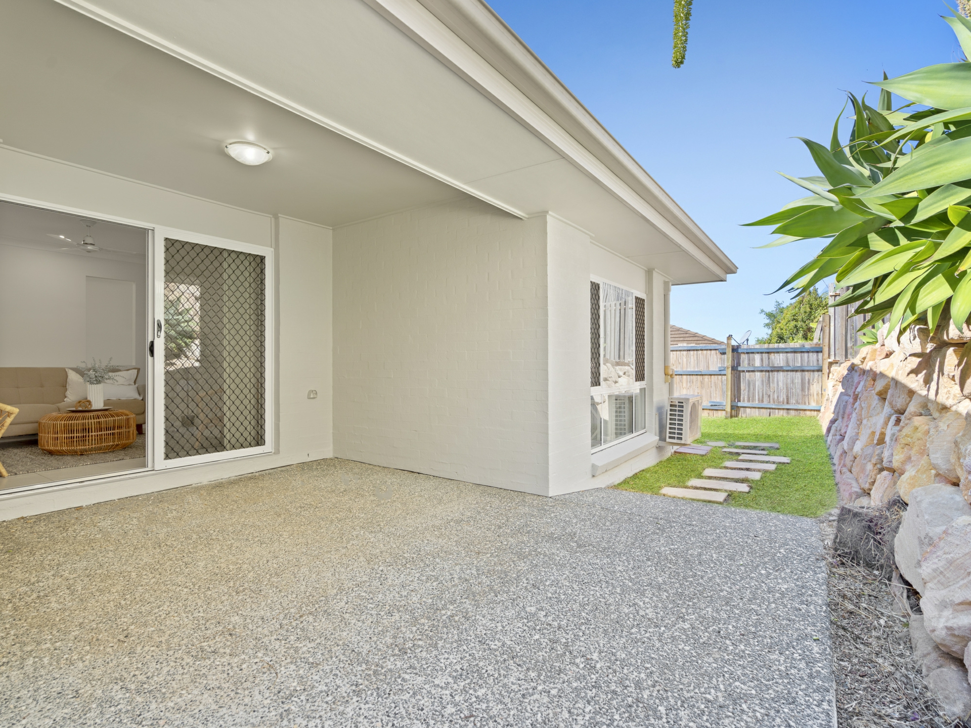 12 Isdell Court, UPPER COOMERA